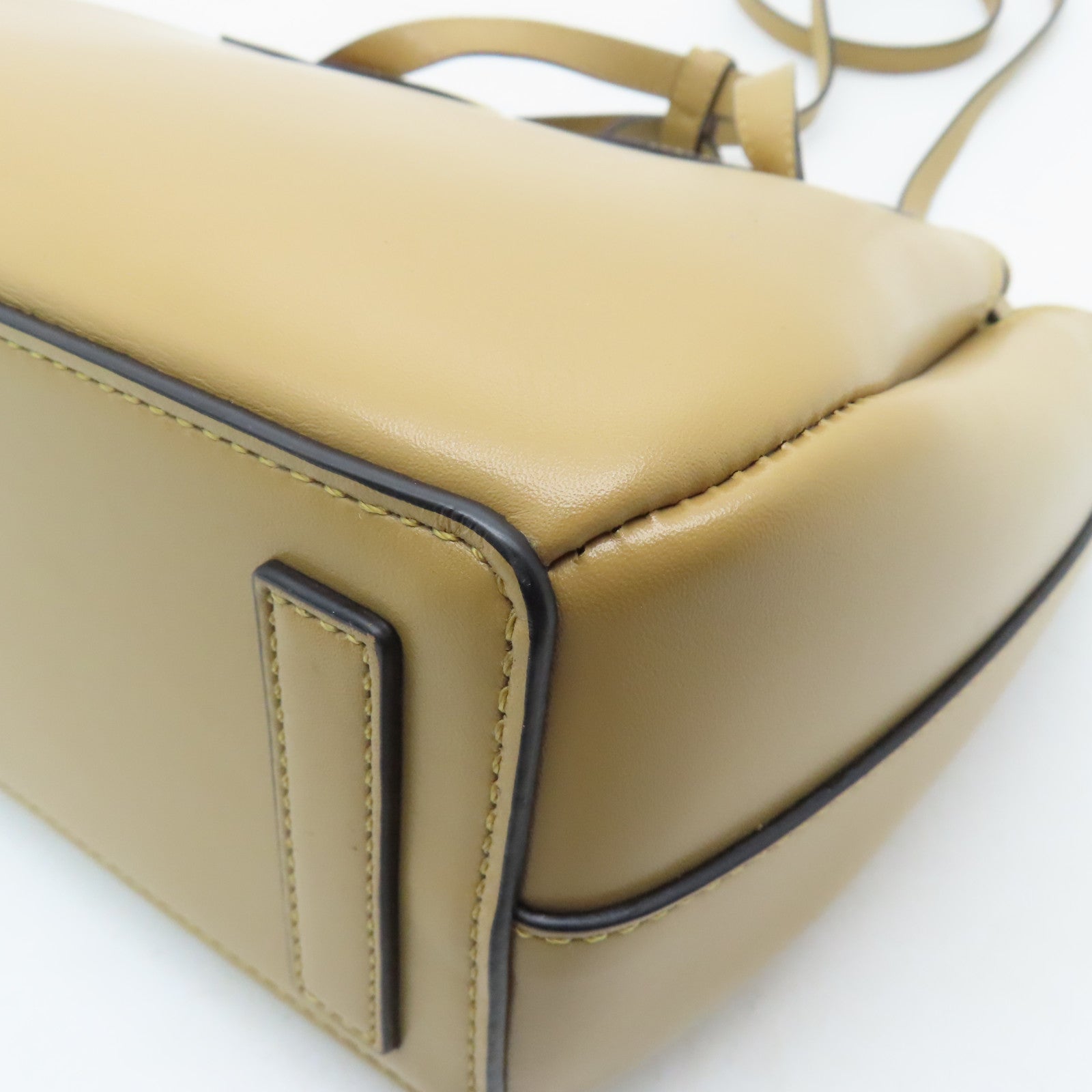LOEWE 【激減優惠】牛皮皮革Lazo金扣手挽肩背兩用袋棕色