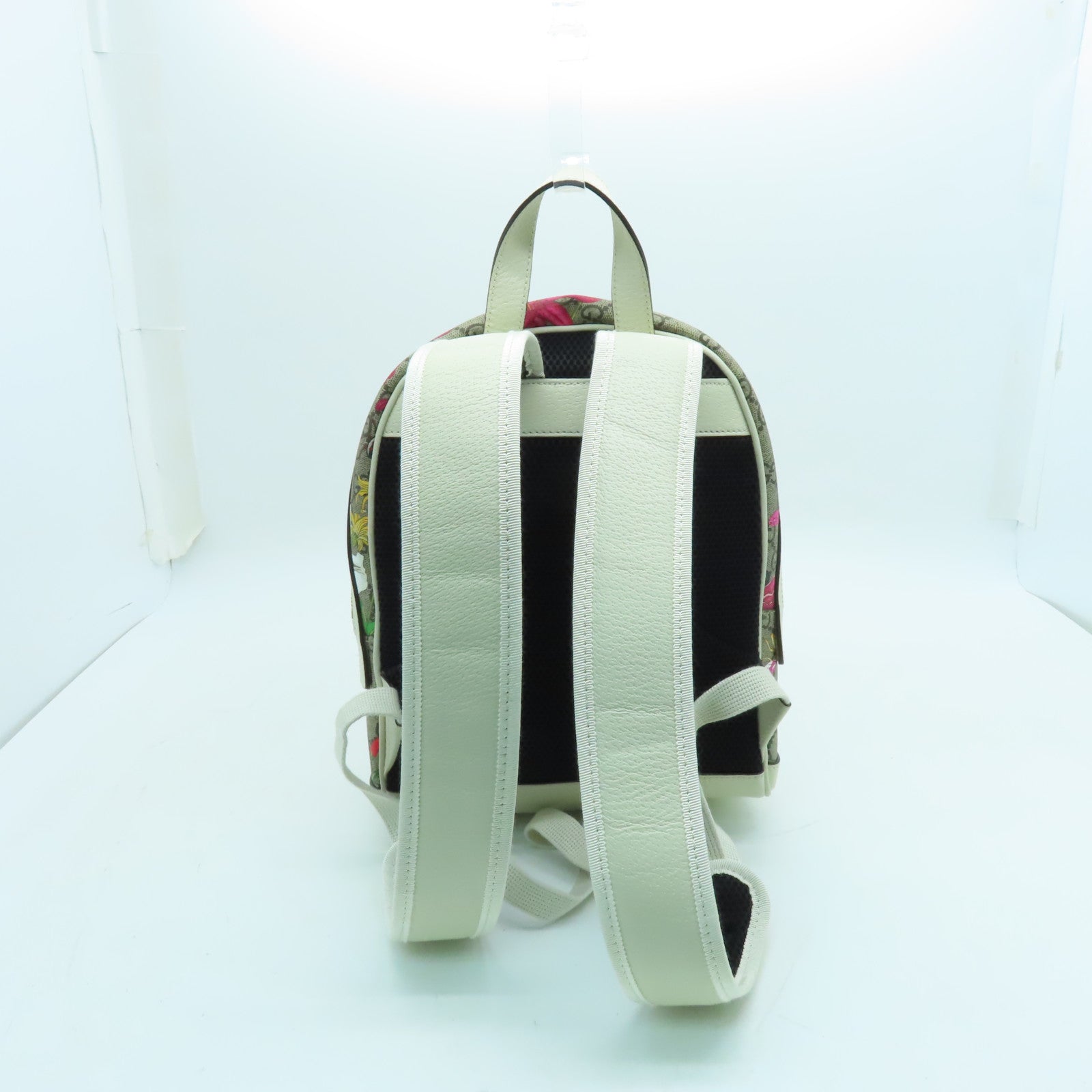 GUCCI 塗層帆布Ophidia GG Backpack銀扣背包米色/白色
