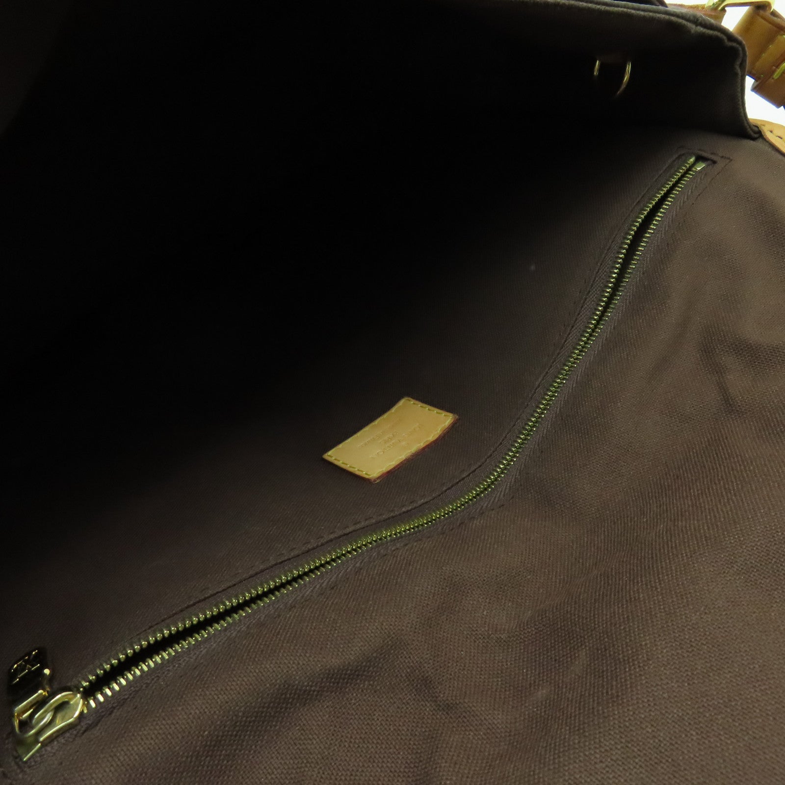 LOUIS VUITTON Monogram Menilmontant MM金扣肩背袋啡色