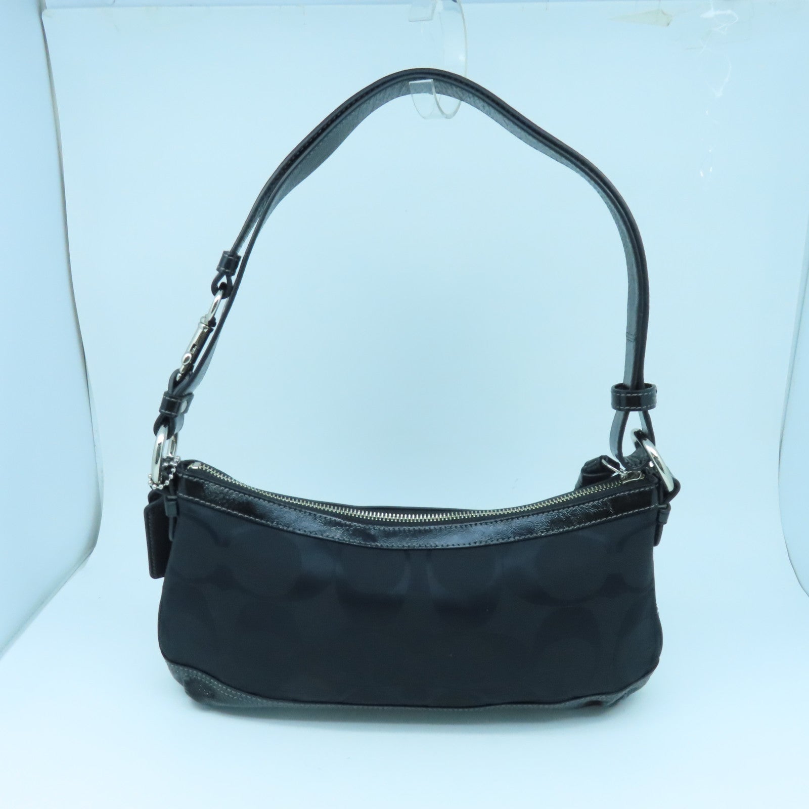 COACH 帆布Shoulder Bag銀扣肩背袋黑色