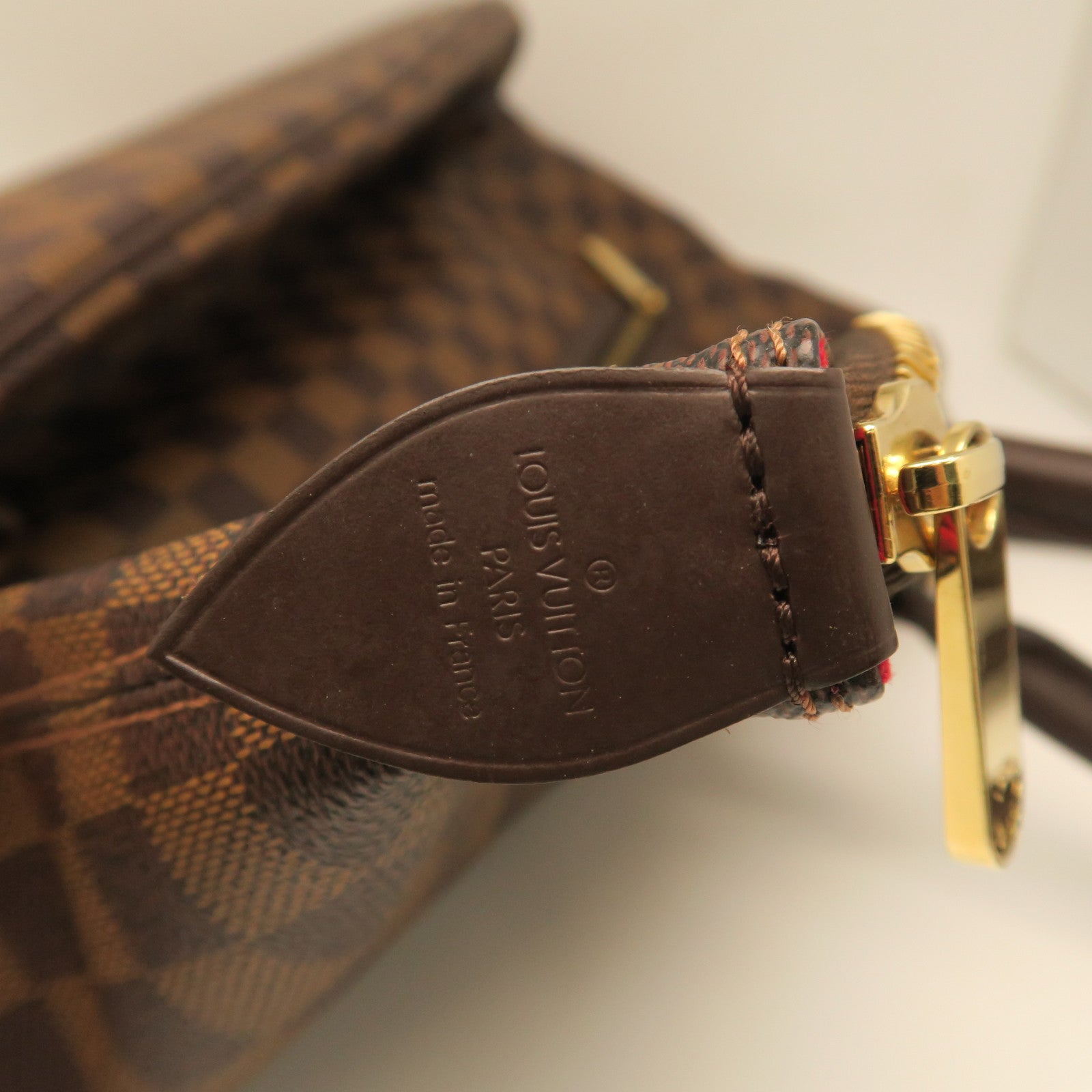 LOUIS VUITTON Damier Saleya GM gold buckle handle bag brown