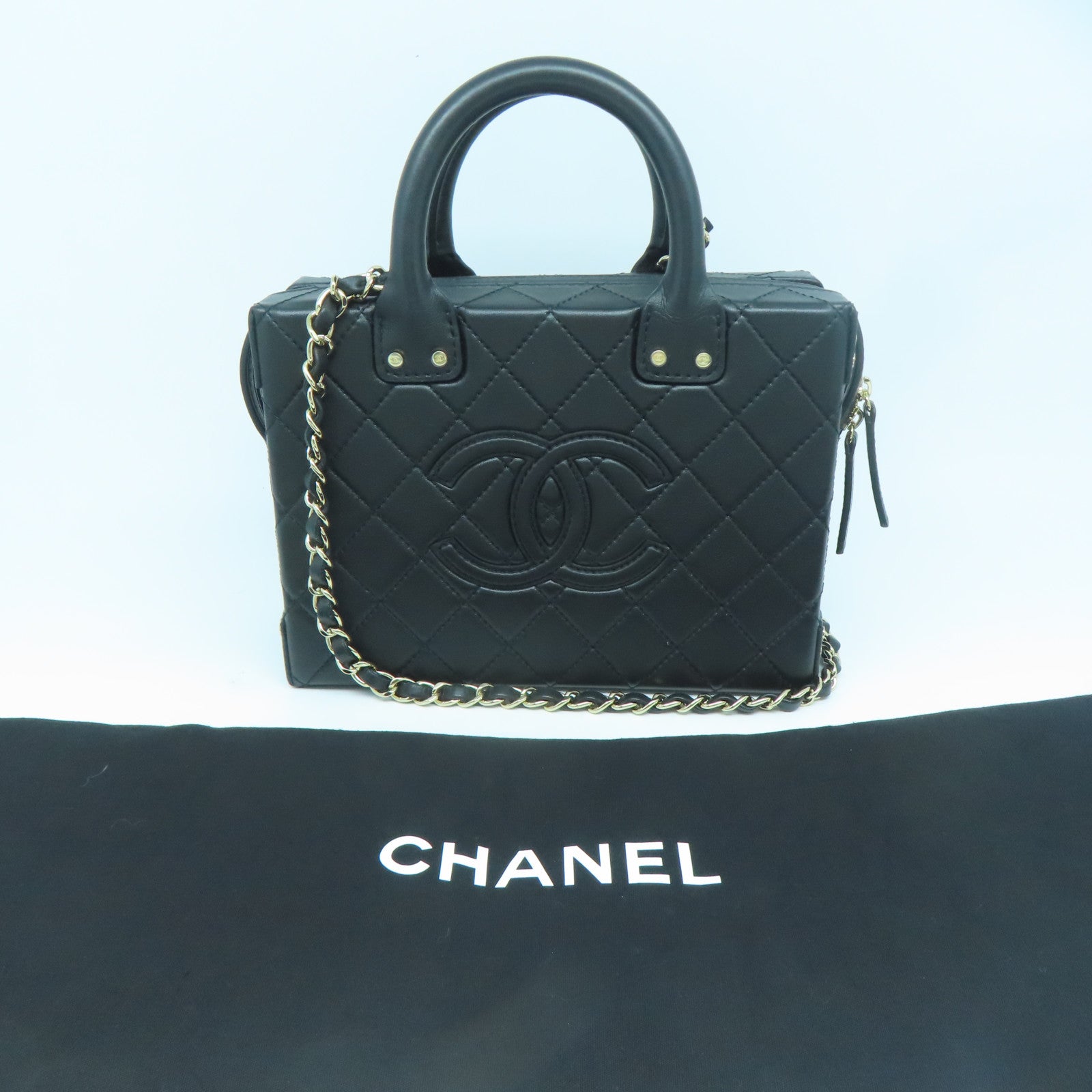 CHANEL 菱格牛皮皮革Vanity Case金扣手挽肩背兩用袋黑色