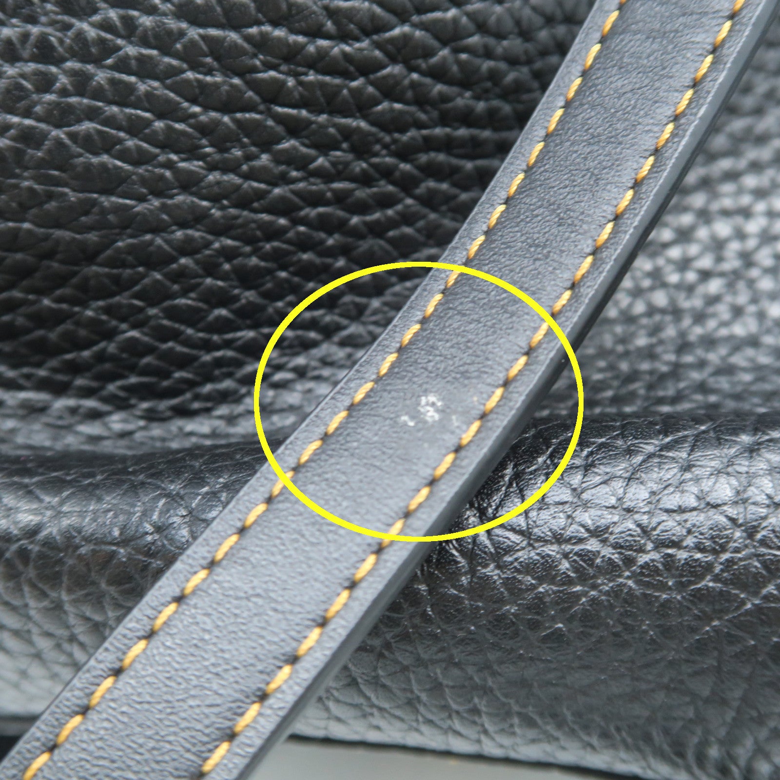 COACH 牛皮皮革Rucksack金扣背包黑色