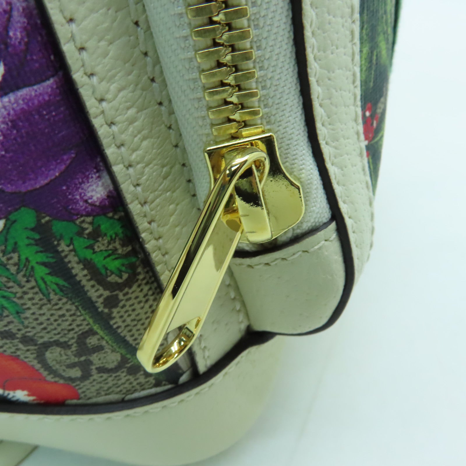 GUCCI 塗層帆布Ophidia GG Backpack銀扣背包米色/白色