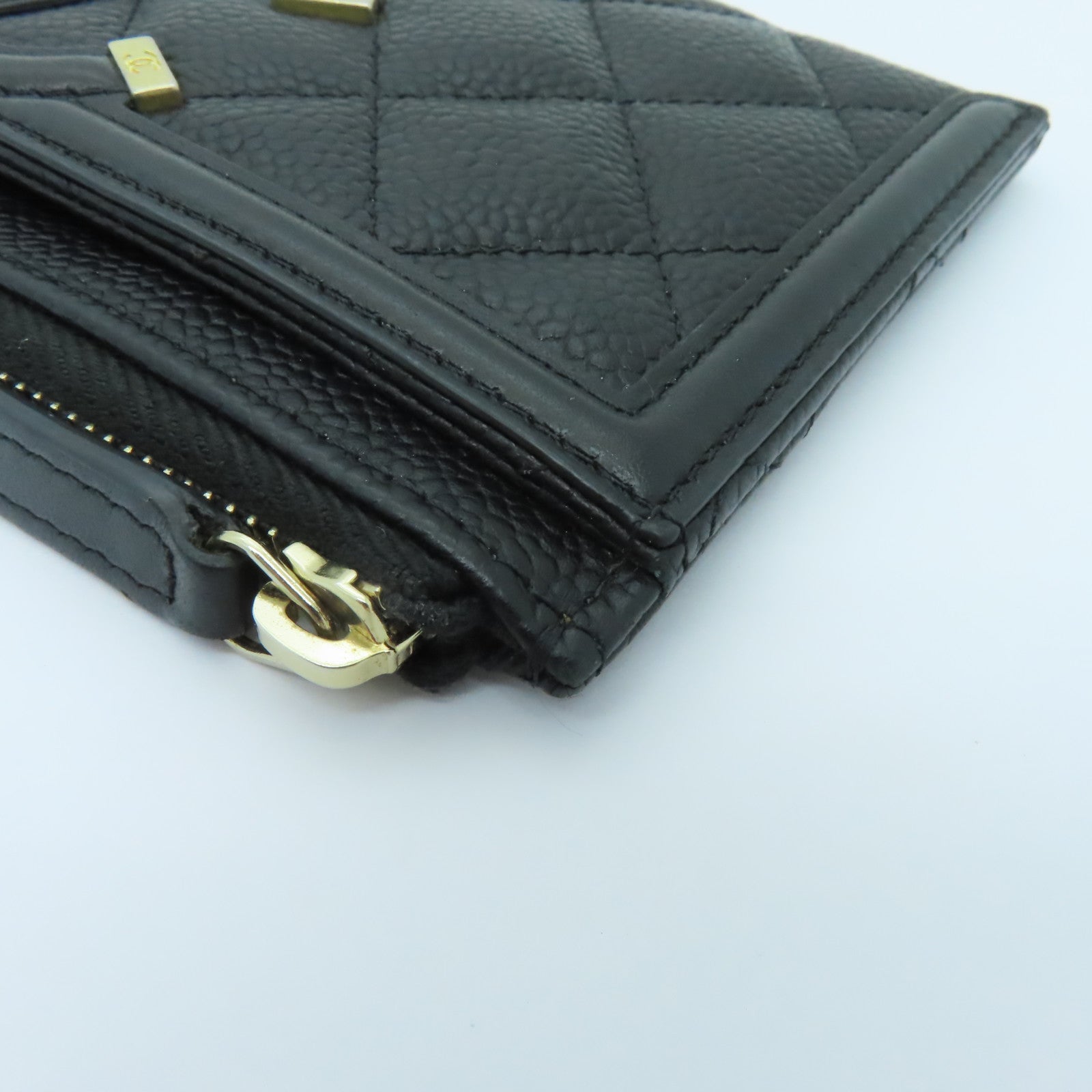 CHANEL Caviar皮革Clutch Bag金扣手拿包黒色
