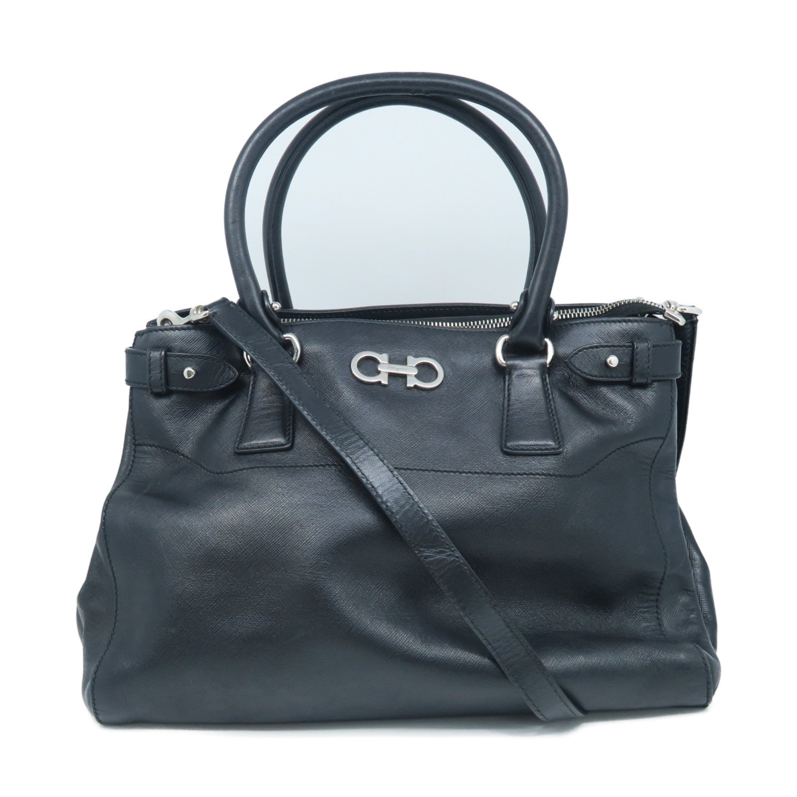 Salvatore Ferragamo 牛皮皮革Shoulder Bag银扣肩背袋黑色
