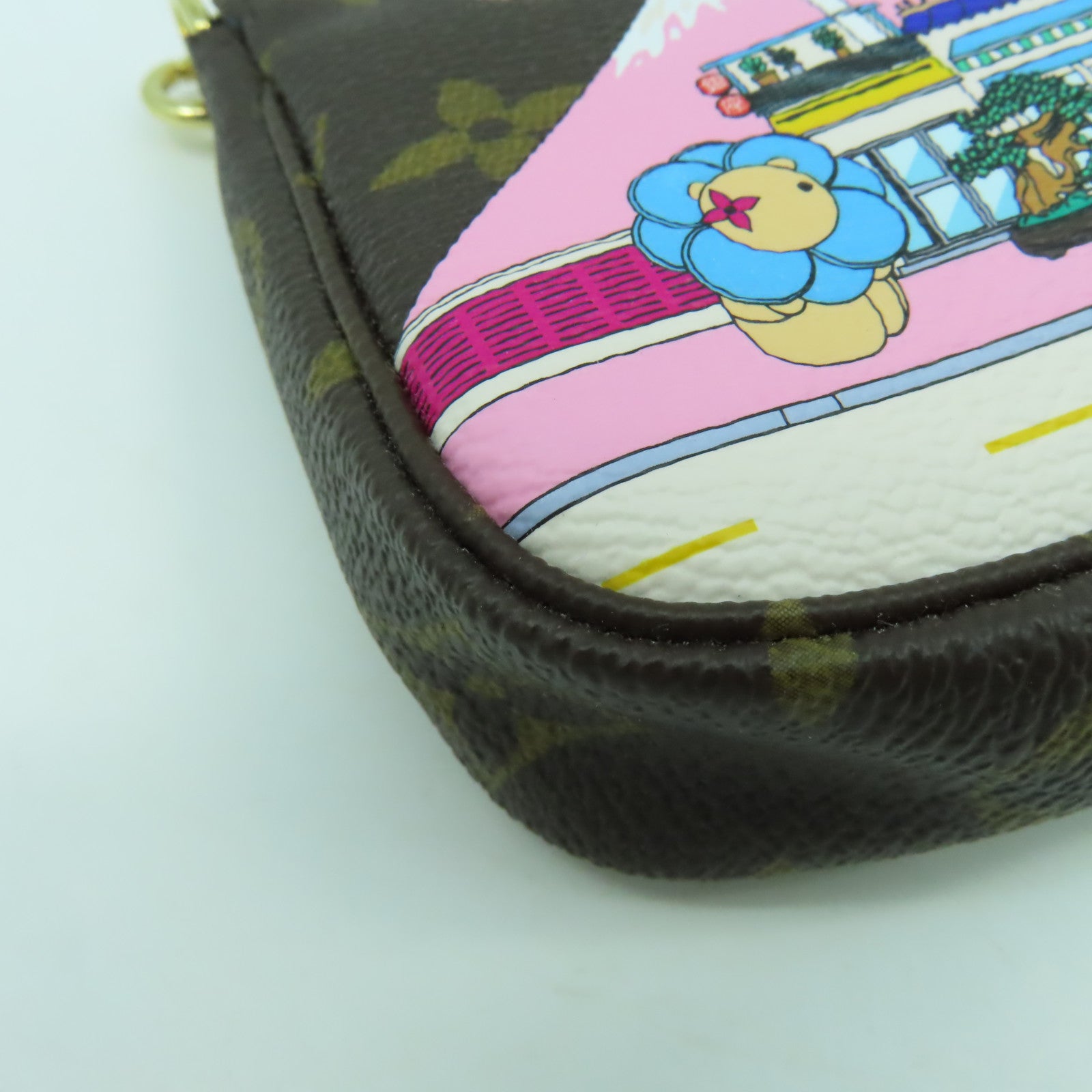 LOUIS VUITTON Monogram Mini Pochette Access金扣手挽袋彩色