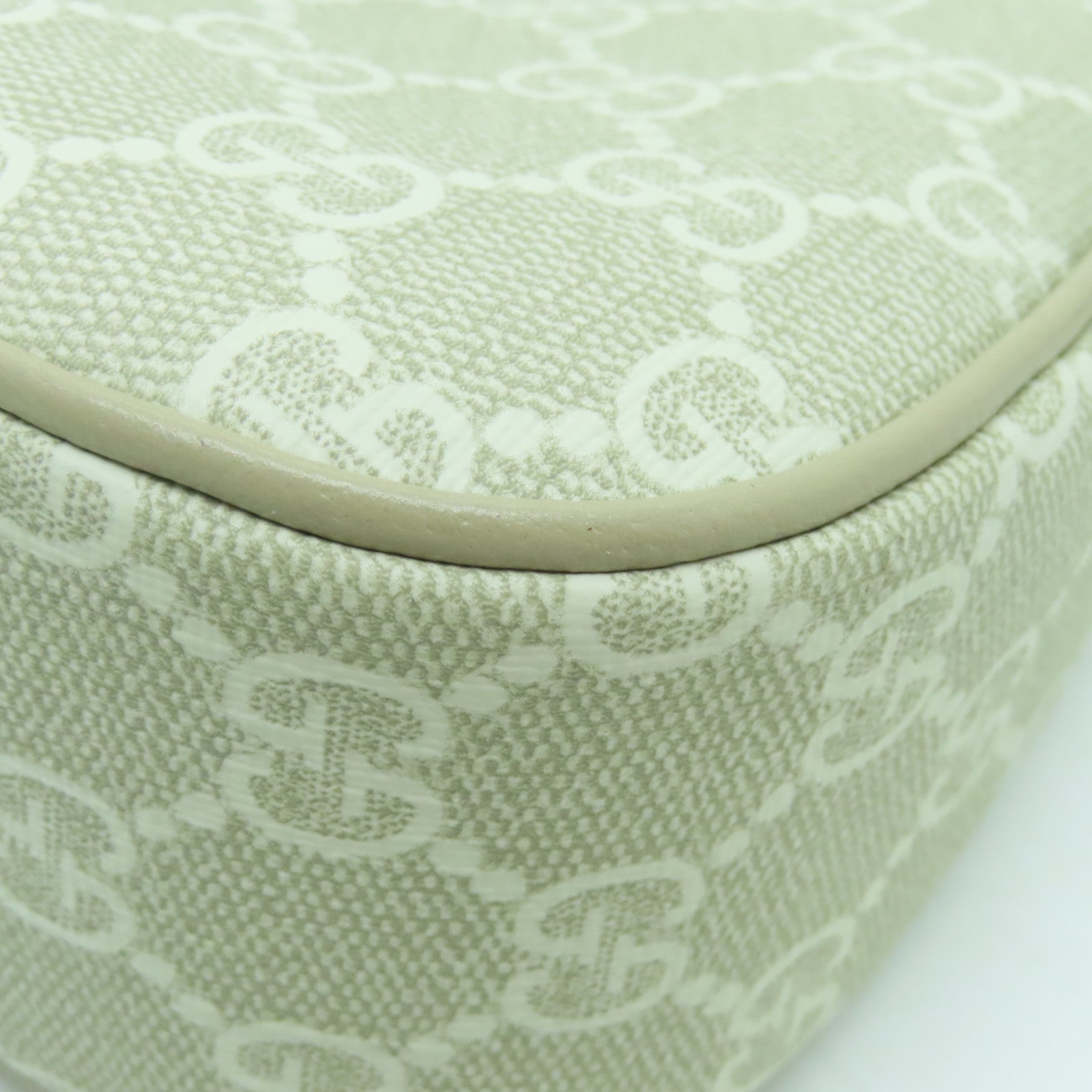 GUCCI 塗層帆布Ophidia Shoulder Bag金扣肩背袋白色