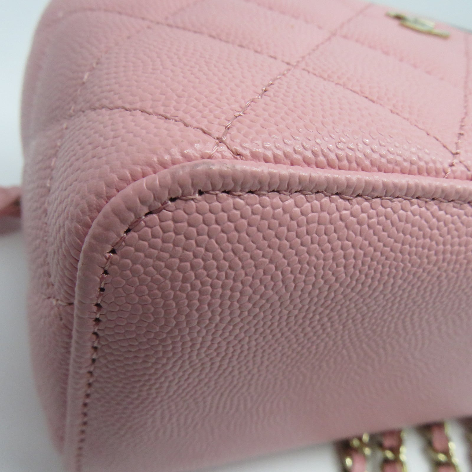 CHANEL 菱格羊皮皮革Small Vanity Case金扣鏈帶肩背袋粉紅色