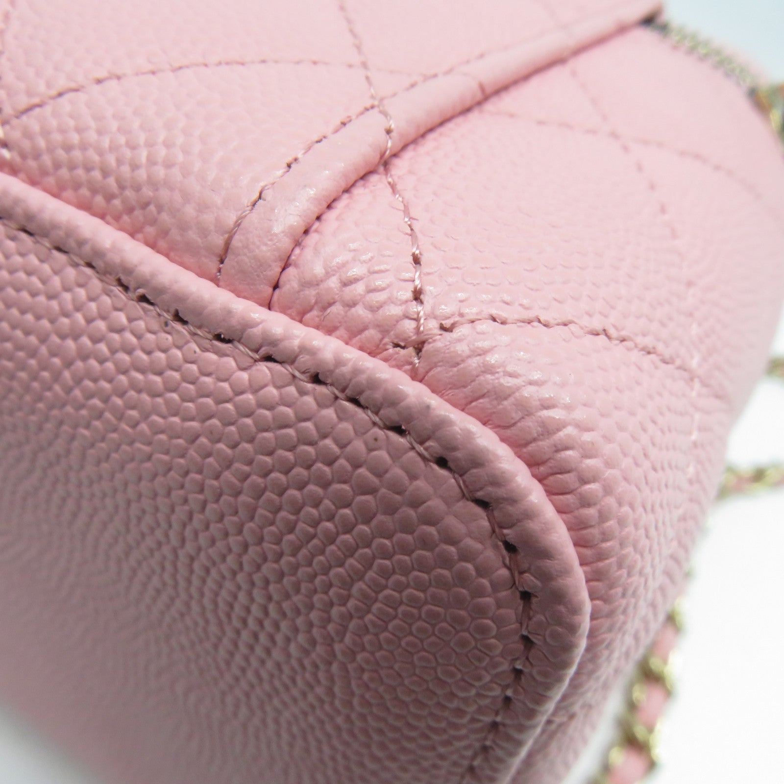 CHANEL 菱格羊皮皮革Small Vanity Case金扣鏈帶肩背袋粉紅色