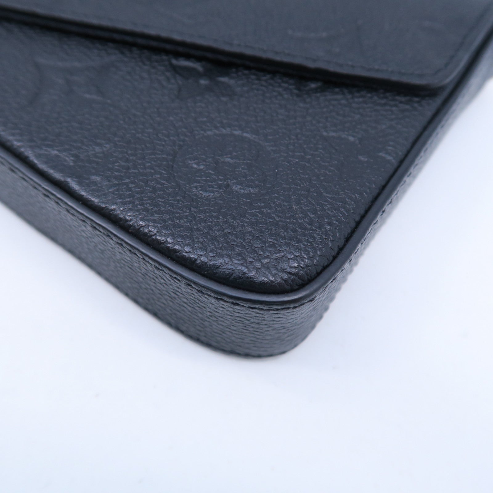 LOUIS VUITTON Monogram Empreinte Pochette Felicie金扣鏈帶肩背袋黑色