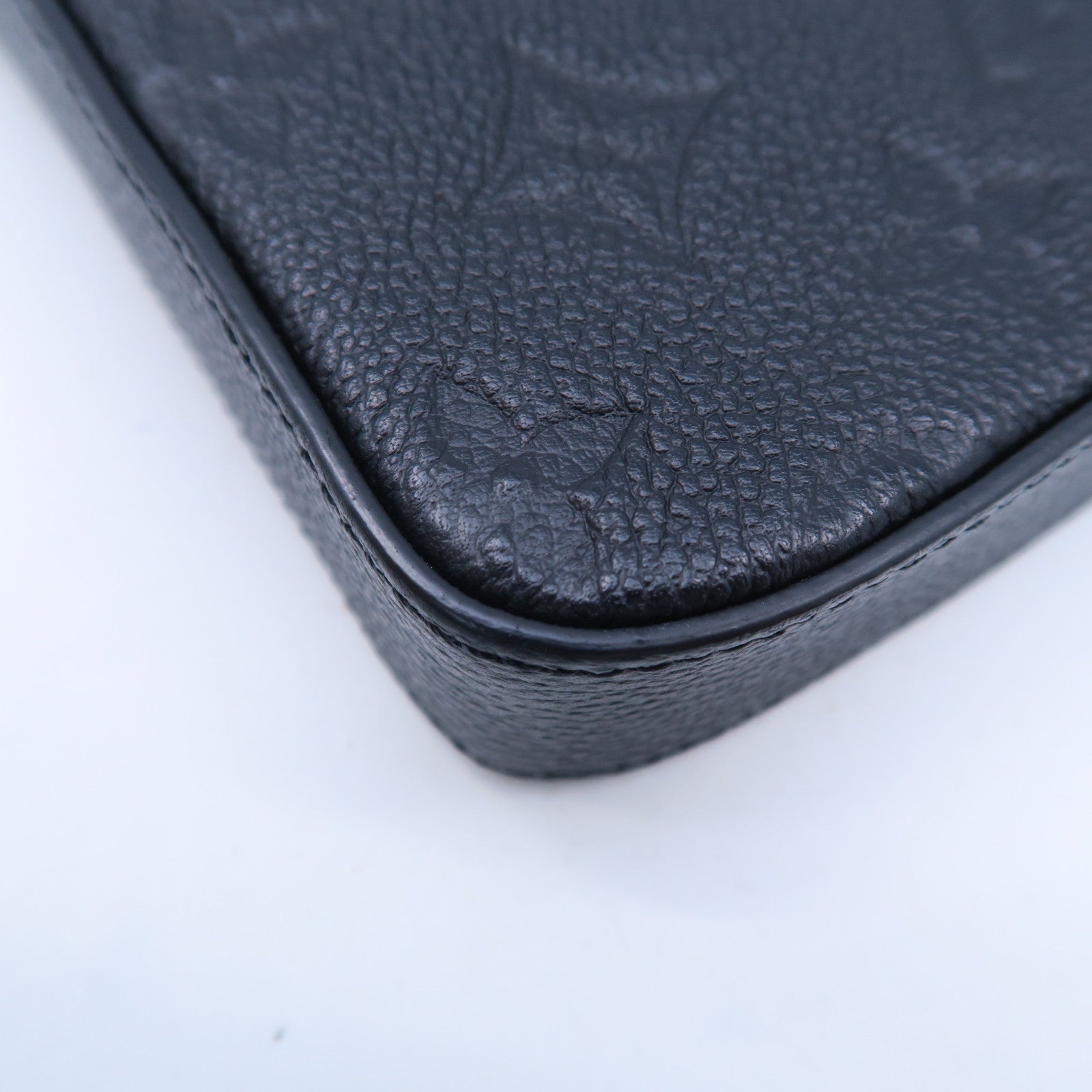 LOUIS VUITTON Monogram Empreinte Pochette Felicie金扣鏈帶肩背袋黑色