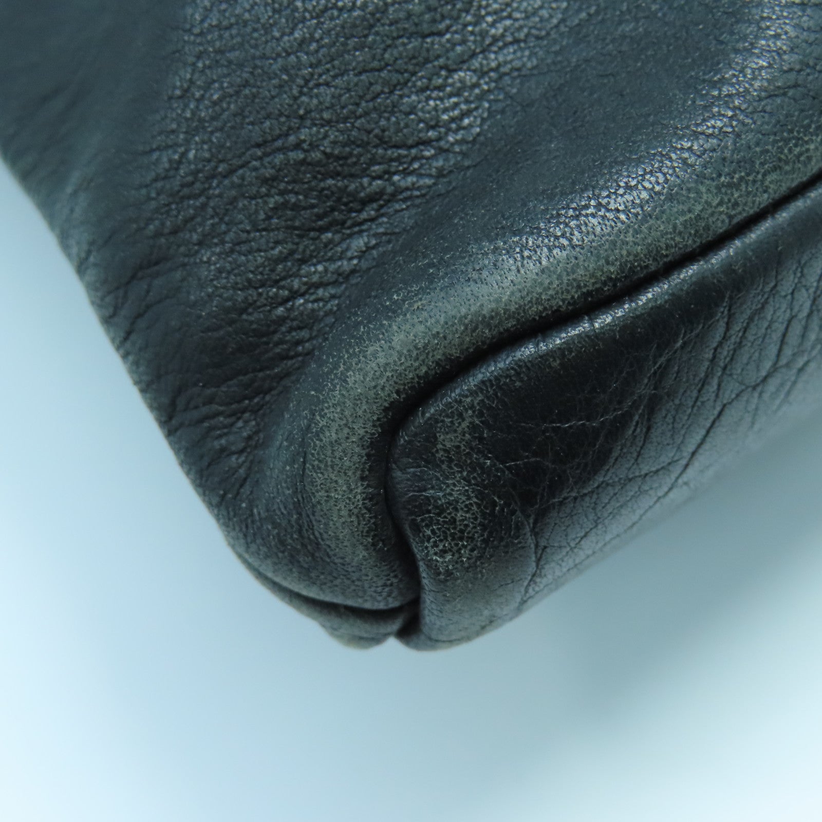 agnes b. 皮革Shoulder Bag銀扣肩背袋黑色