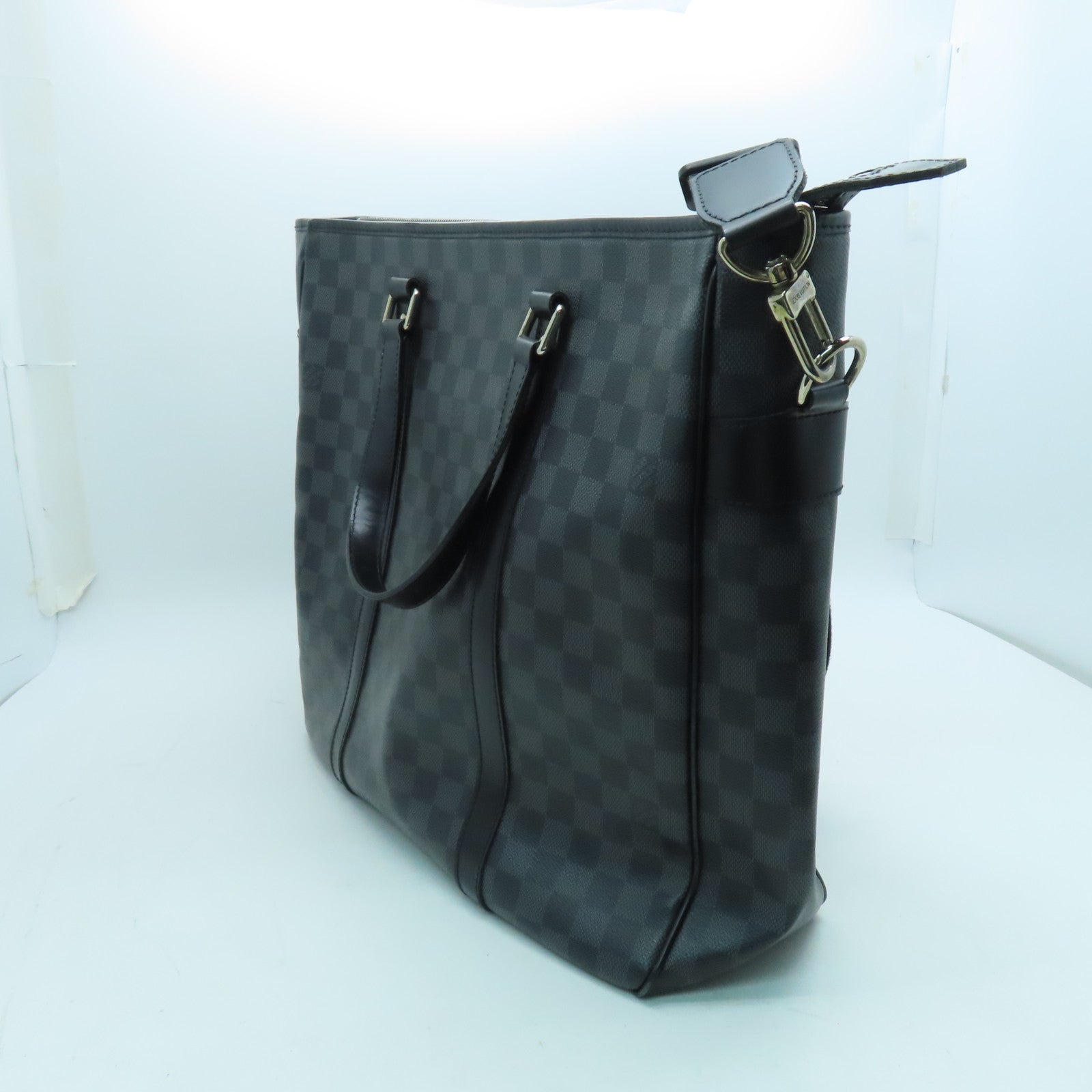 LOUIS VUITTON Damier Graphite Tadao MM銀扣手挽肩背兩用袋黑色/灰色