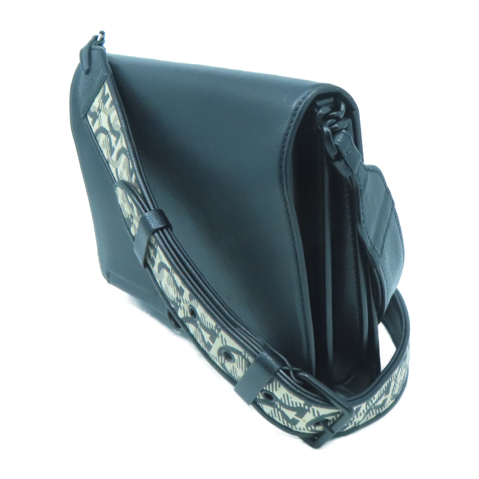 Salvatore Ferragamo 羊皮皮革Shoulder Bag肩背袋黑色