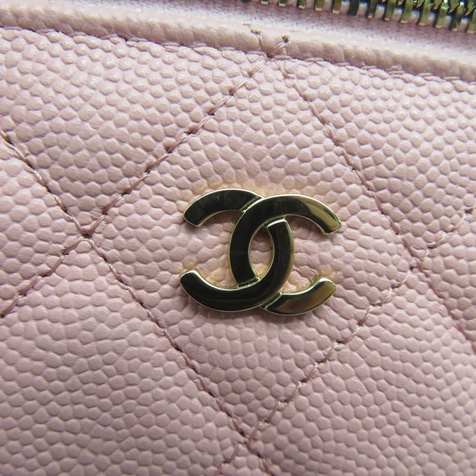 CHANEL 菱格羊皮皮革Small Vanity Case金扣鏈帶肩背袋粉紅色