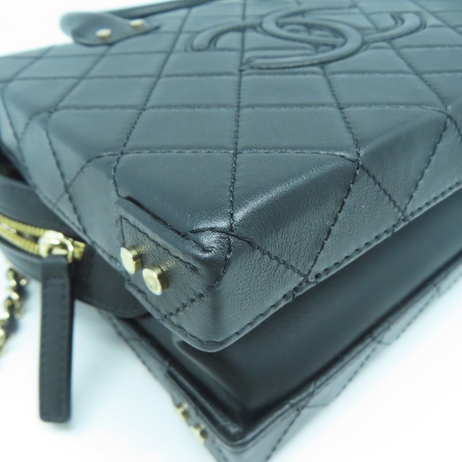 CHANEL 菱格牛皮皮革Vanity Case金扣手挽肩背兩用袋黑色