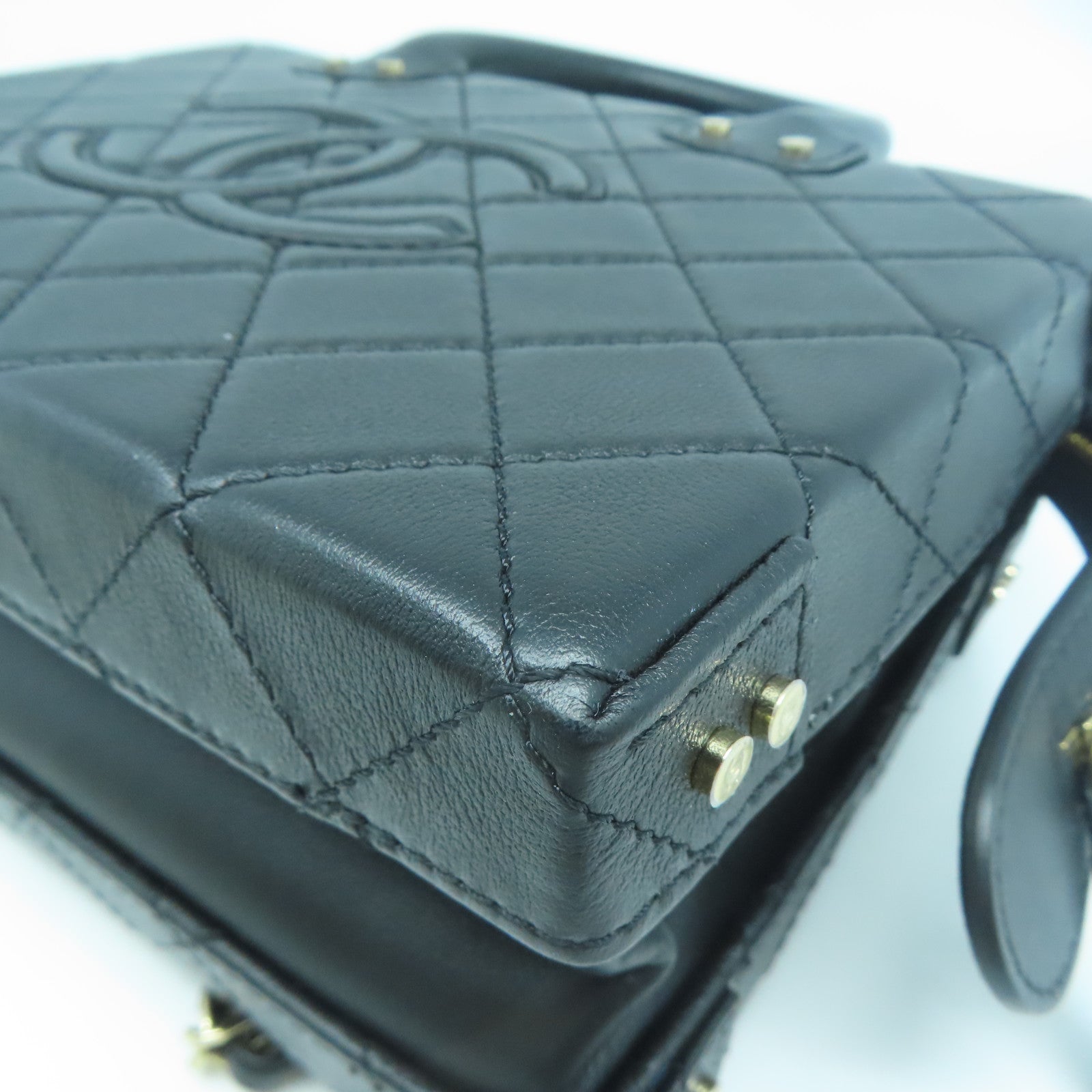 CHANEL 菱格牛皮皮革Vanity Case金扣手挽肩背兩用袋黑色