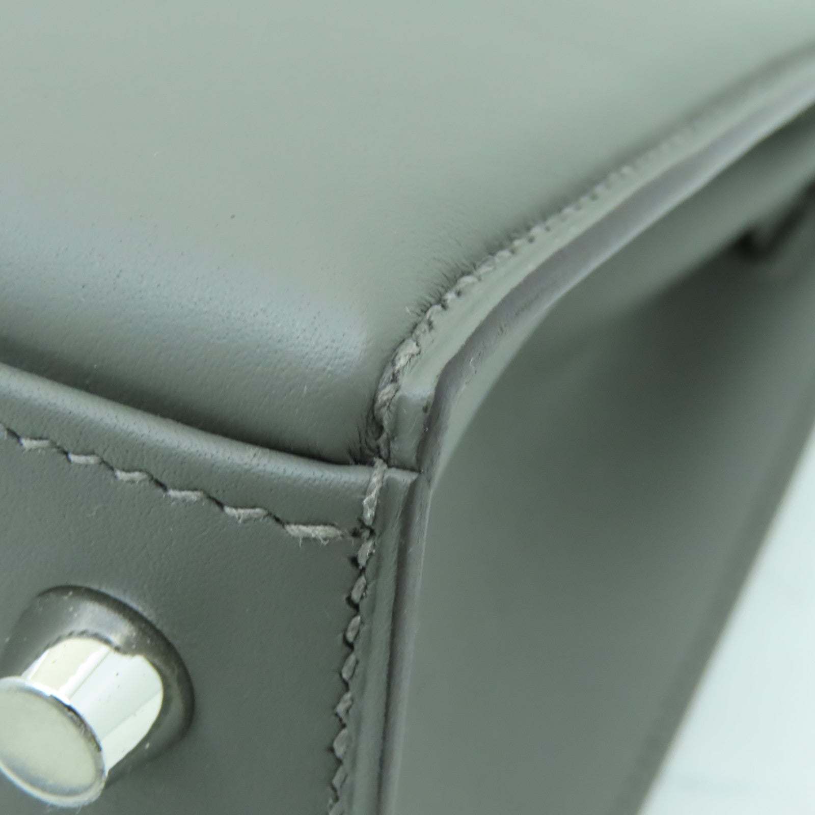HERMES Swift皮革Kelly 25 Padded銀扣手挽肩背兩用袋Gris Meyer灰色