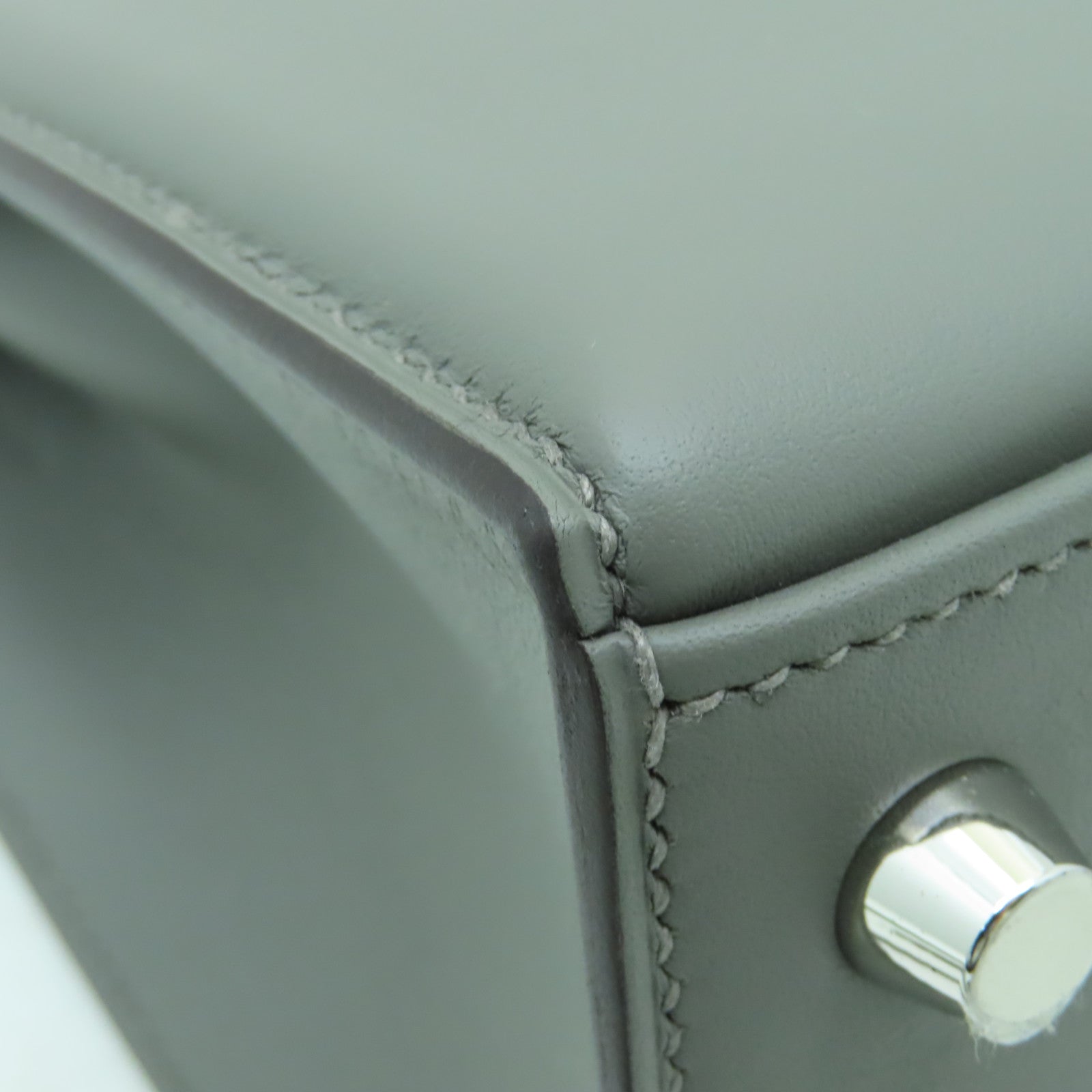 HERMES Swift皮革Kelly 25 Padded銀扣手挽肩背兩用袋Gris Meyer灰色