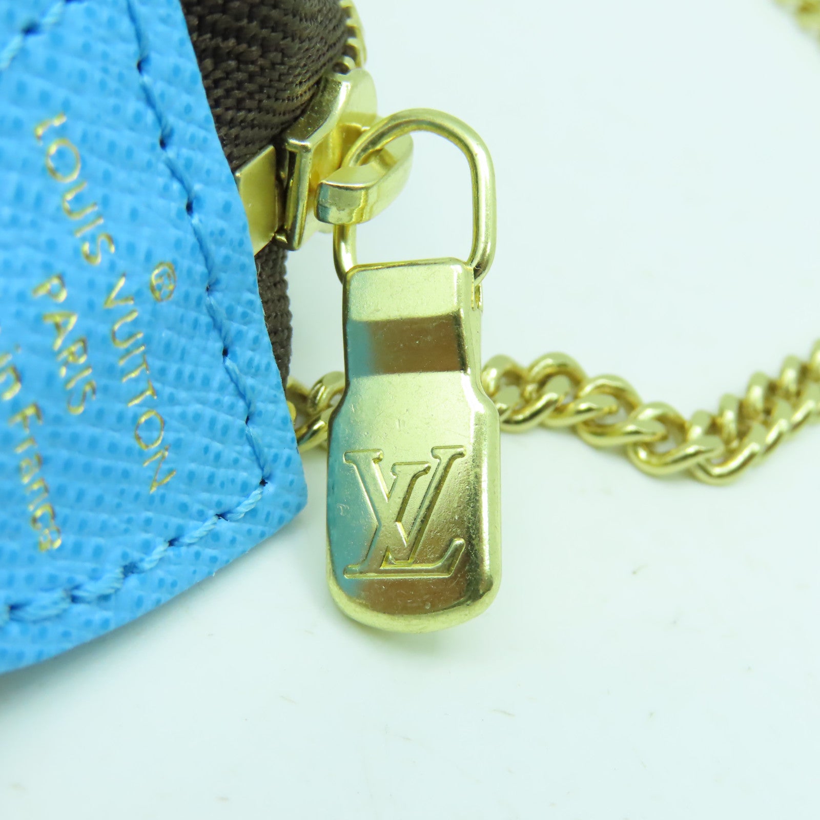LOUIS VUITTON Monogram Mini Pochette Access金扣手挽袋彩色