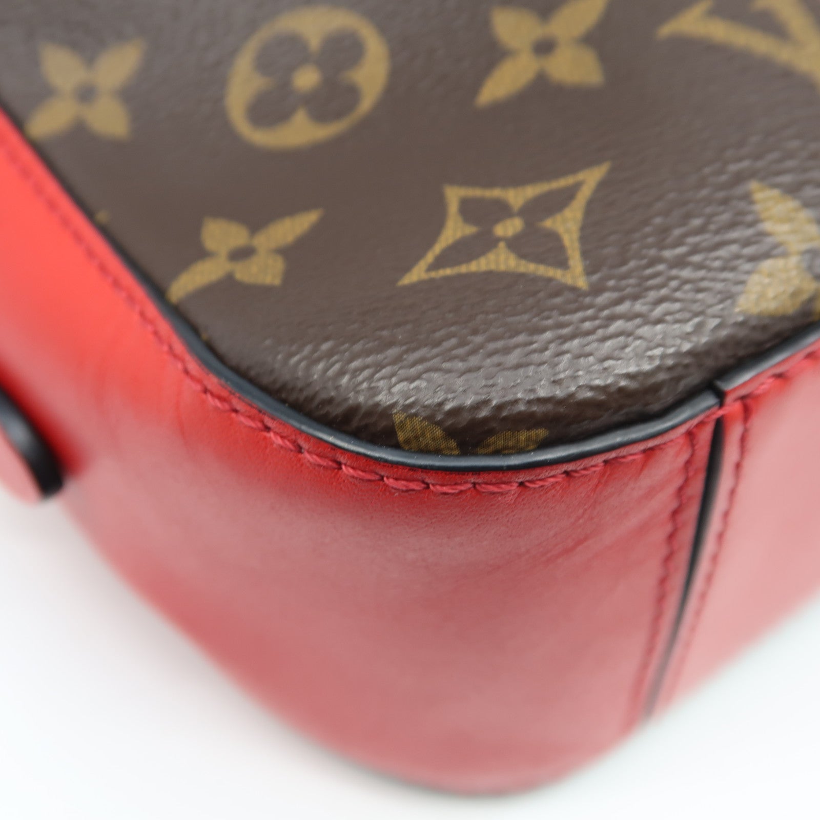 LOUIS VUITTON Monogram Saintonge金扣手挽肩背兩用袋紅色
