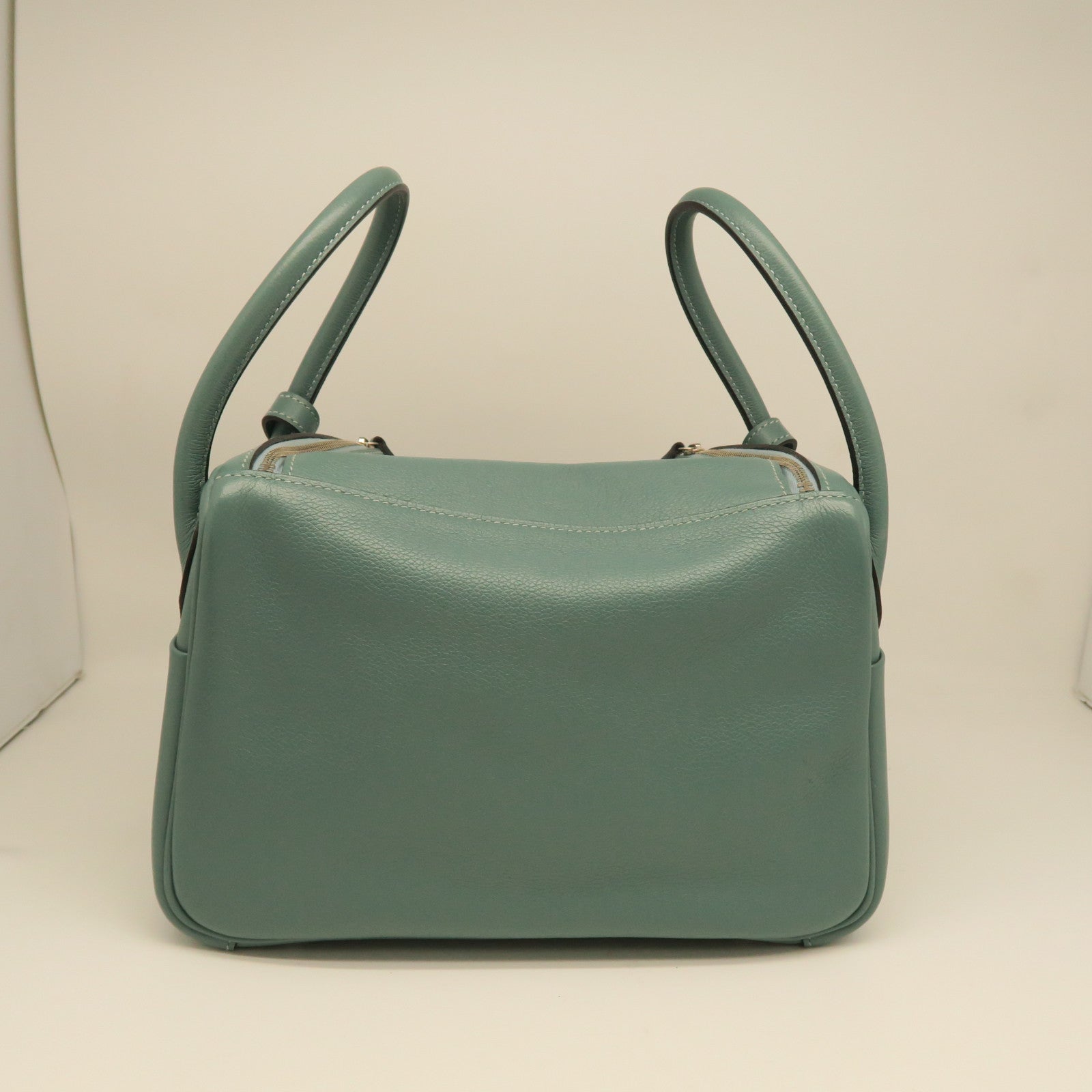 HERMES Evercolor Leather Lindy 26 Silver Buckle Handle Shoulder Bag Li hermes-evercolor-leather-lindy-26-silver-buckle-handle-shoulder-bag-li