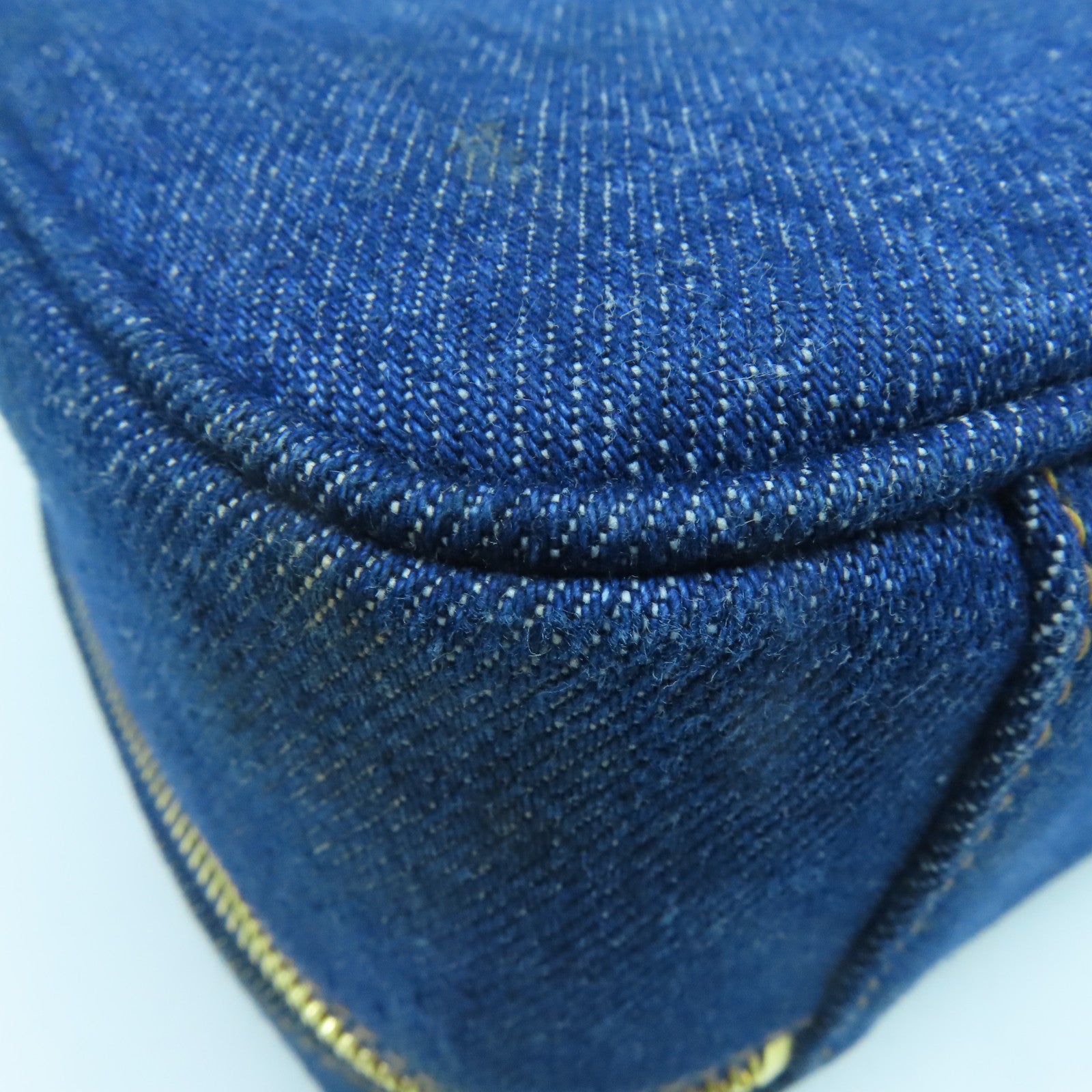 CHANEL 牛仔布Vintage Shoulder金扣手挽肩背两用袋蓝色