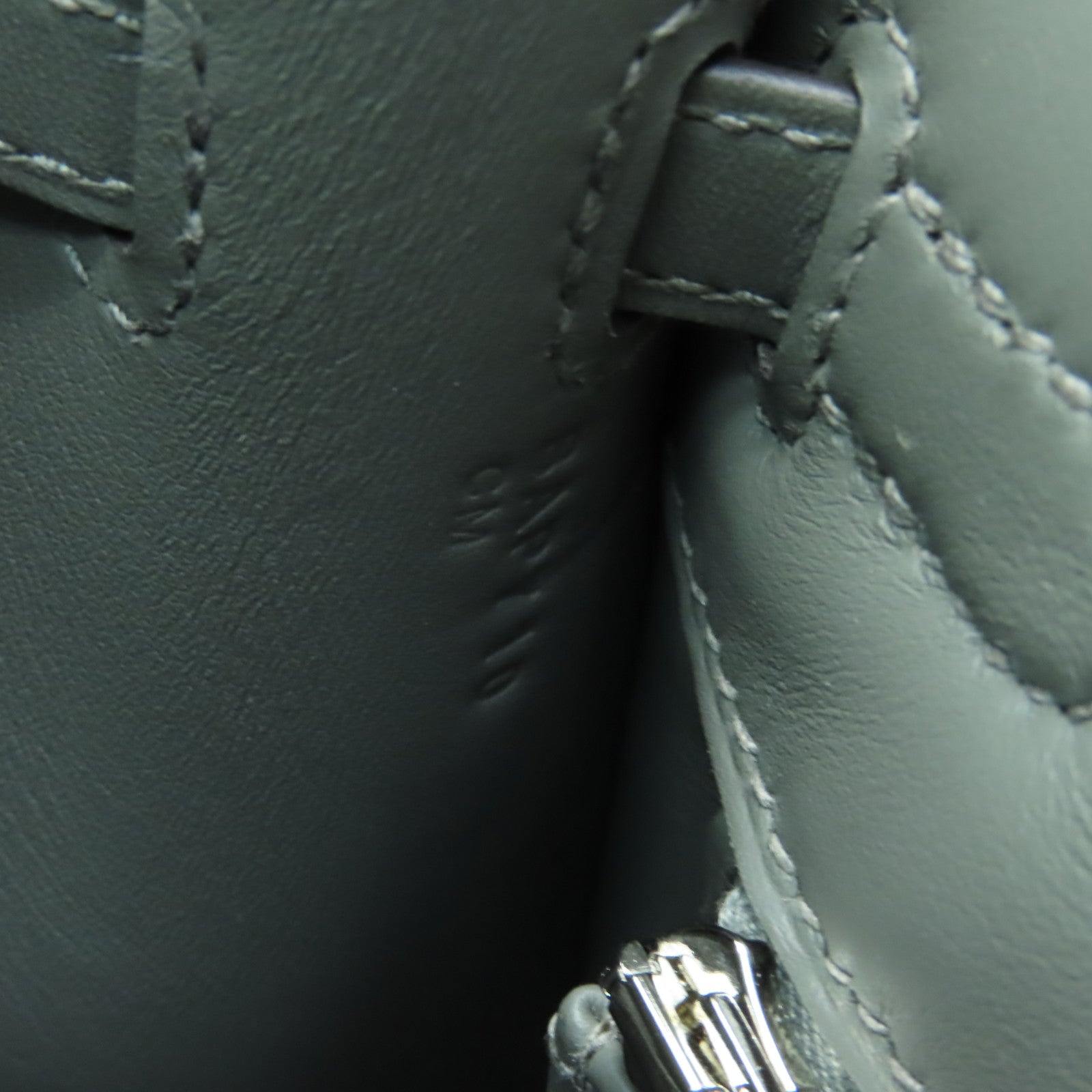 HERMES Swift皮革Kelly 25 Padded銀扣手挽肩背兩用袋Gris Meyer灰色