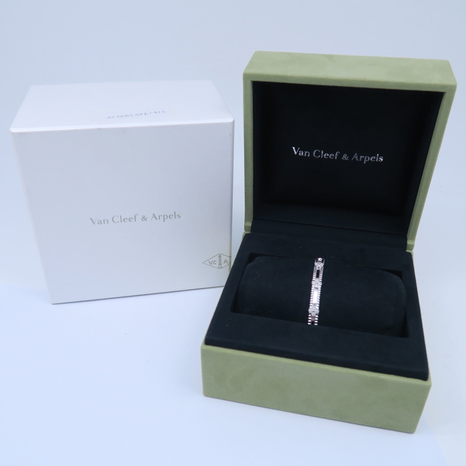Van Cleef & Arpels 18K白金Perlee Sweet Clovers 0.68ct鑽石手鐲