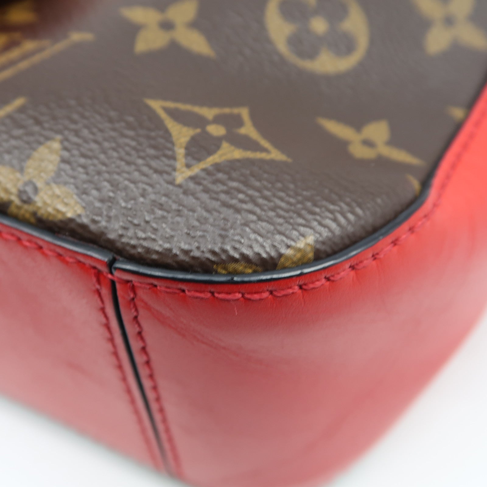 LOUIS VUITTON Monogram Saintonge金扣手挽肩背兩用袋紅色