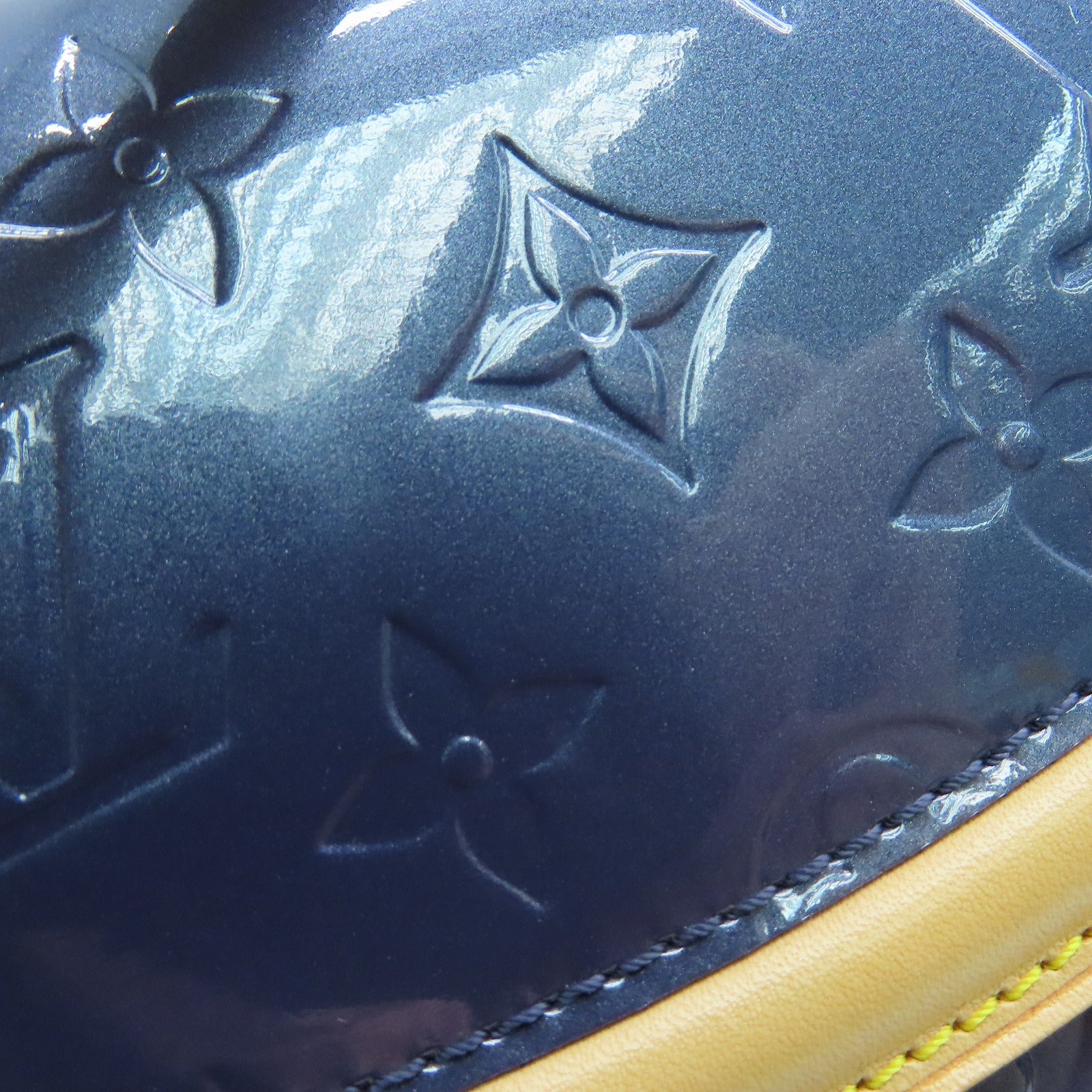 LOUIS VUITTON Monogram Vernis Biscayne Bag金扣肩背袋藍色