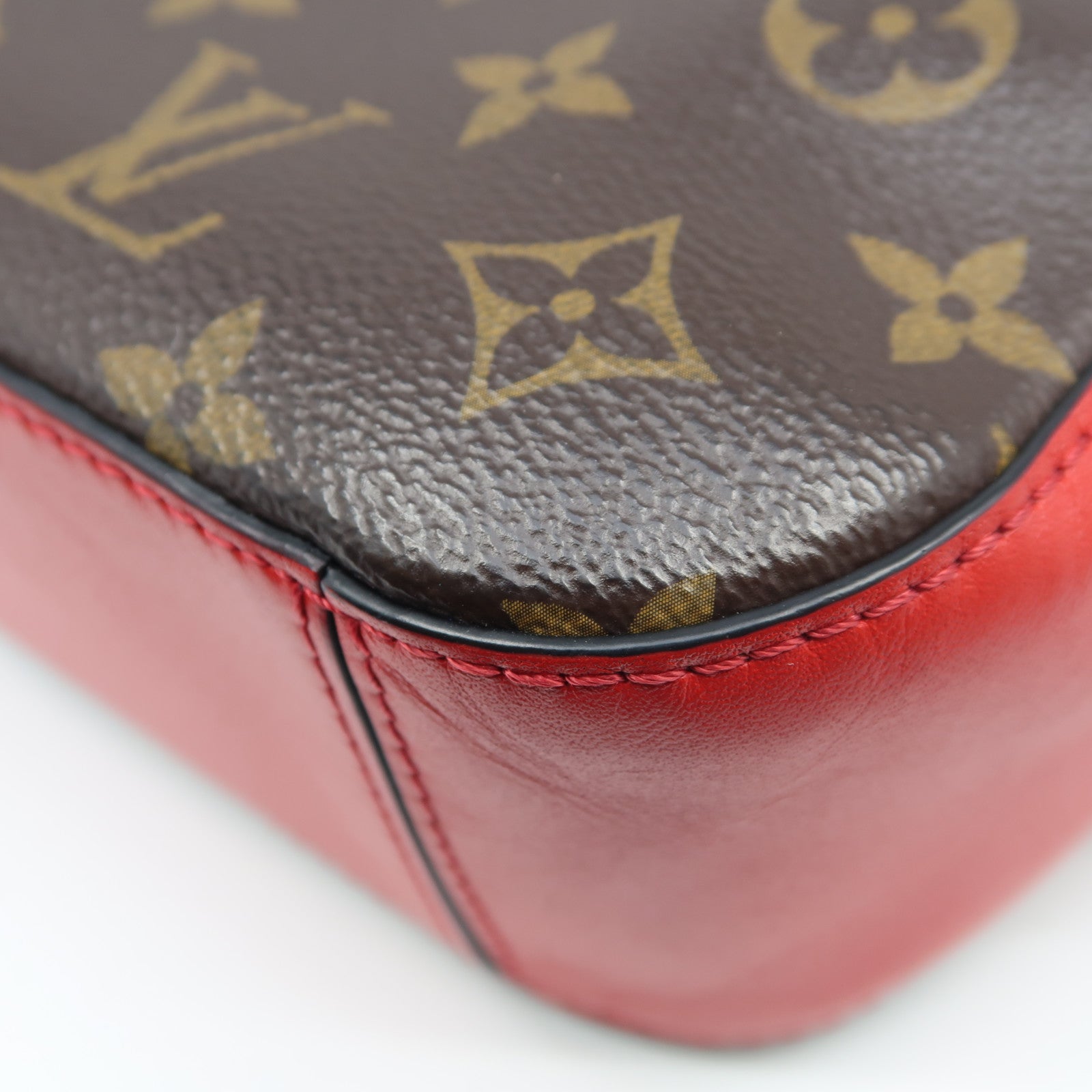 LOUIS VUITTON Monogram Saintonge金扣手挽肩背兩用袋紅色