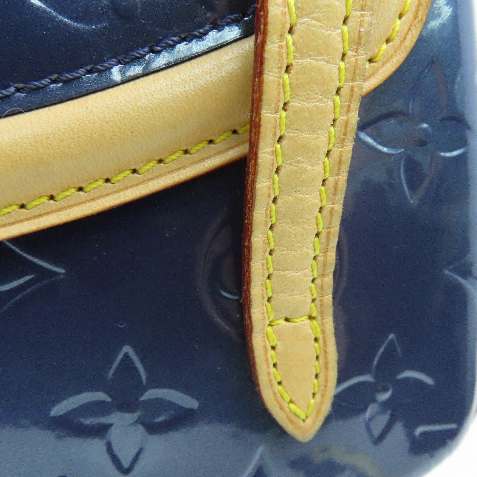 LOUIS VUITTON Monogram Vernis Biscayne Bag金扣肩背袋藍色