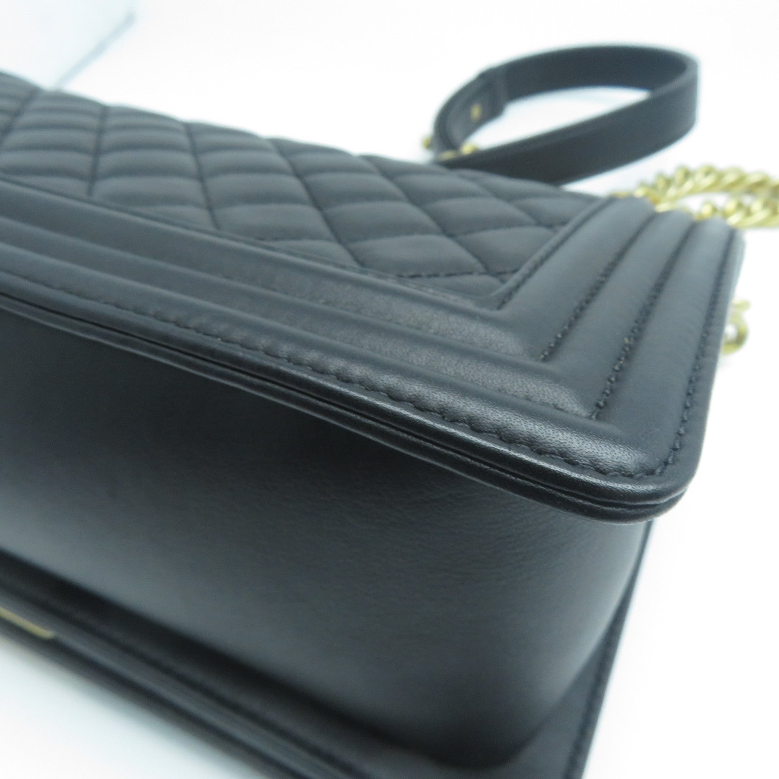 CHANEL 菱格牛皮皮革Boy 25cm金扣鏈帶肩背袋黑色