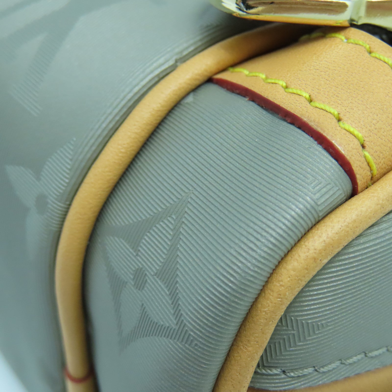LOUIS VUITTON Mono-Titanium Camera Bag金扣肩背袋灰色