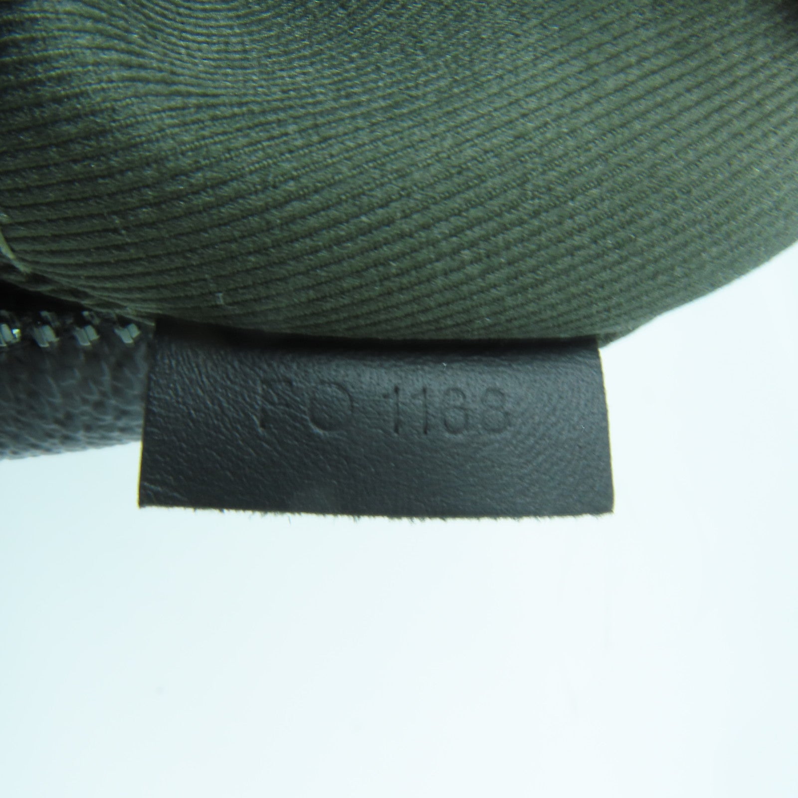 LOUIS VUITTON Monogram Eclipse Danube PM Vivienne肩背袋黑色