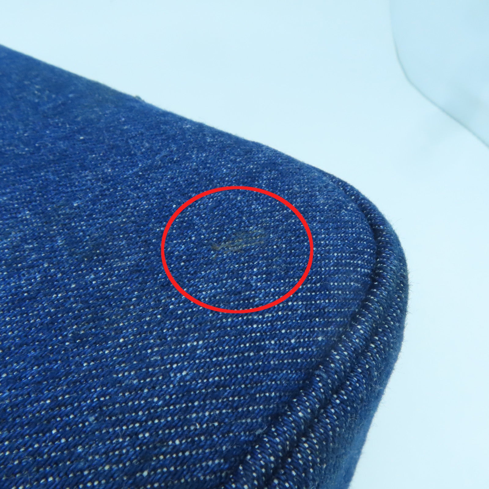 CHANEL 牛仔布Vintage Shoulder金扣手挽肩背两用袋蓝色