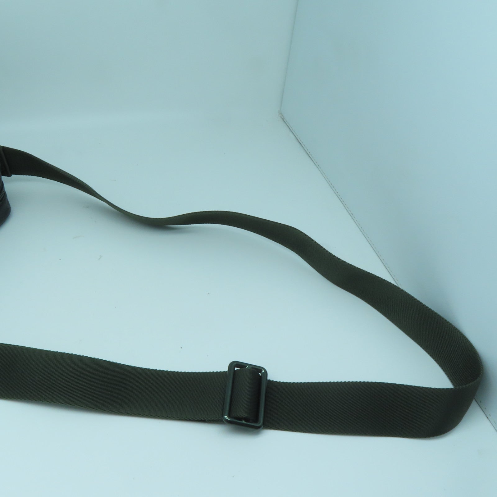 LOUIS VUITTON Monogram Eclipse Danube PM Vivienne肩背袋黑色