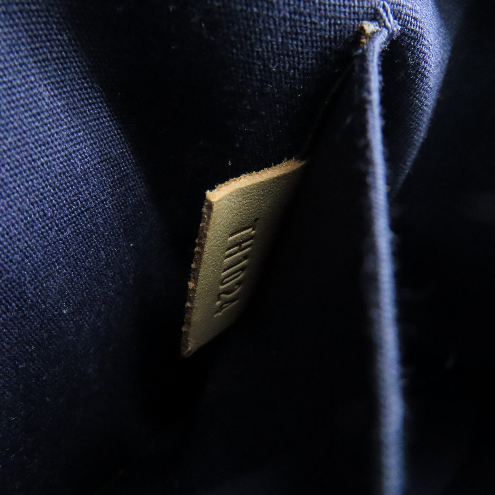 LOUIS VUITTON Monogram Vernis Biscayne Bag金扣肩背袋藍色