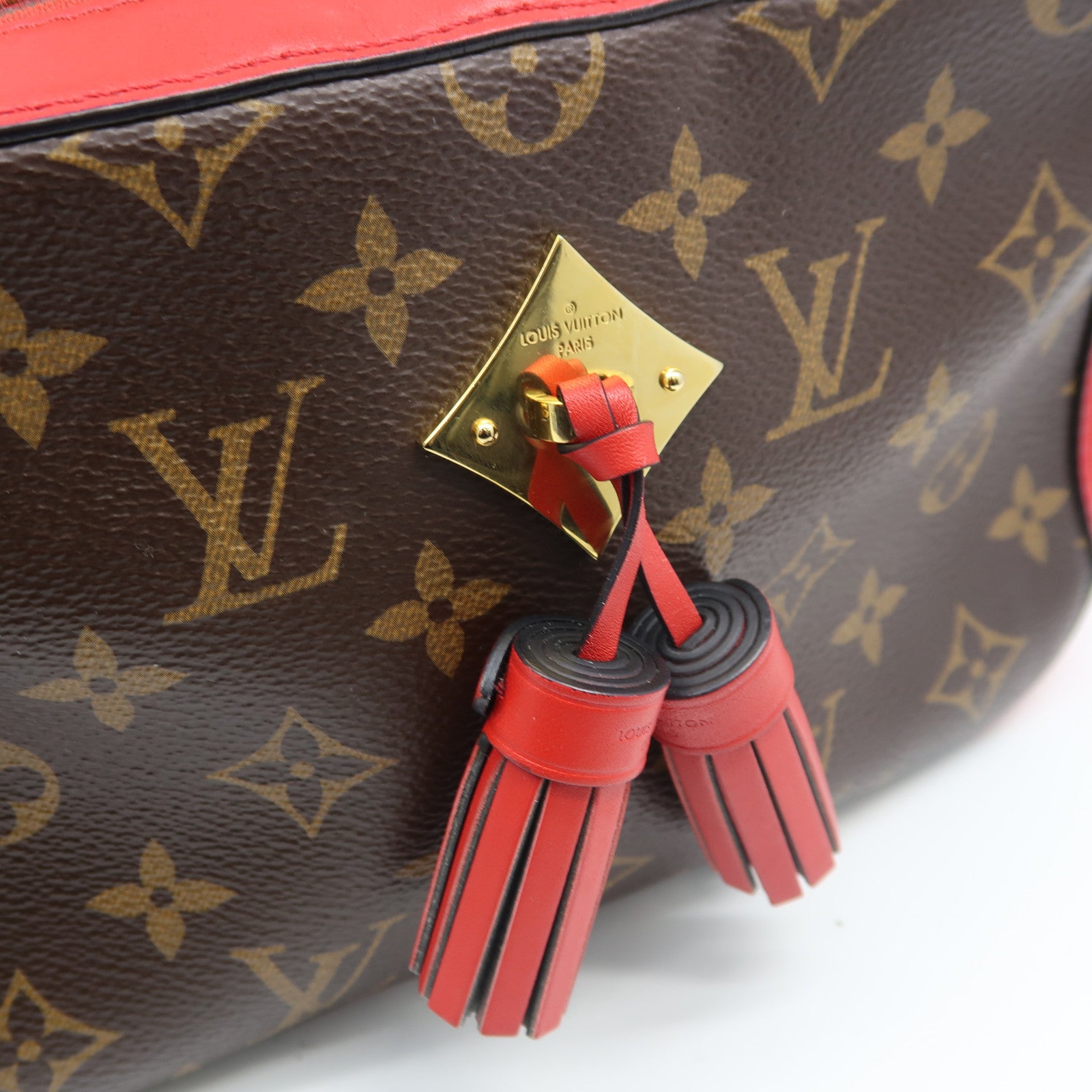 LOUIS VUITTON Monogram Saintonge金扣手挽肩背兩用袋紅色