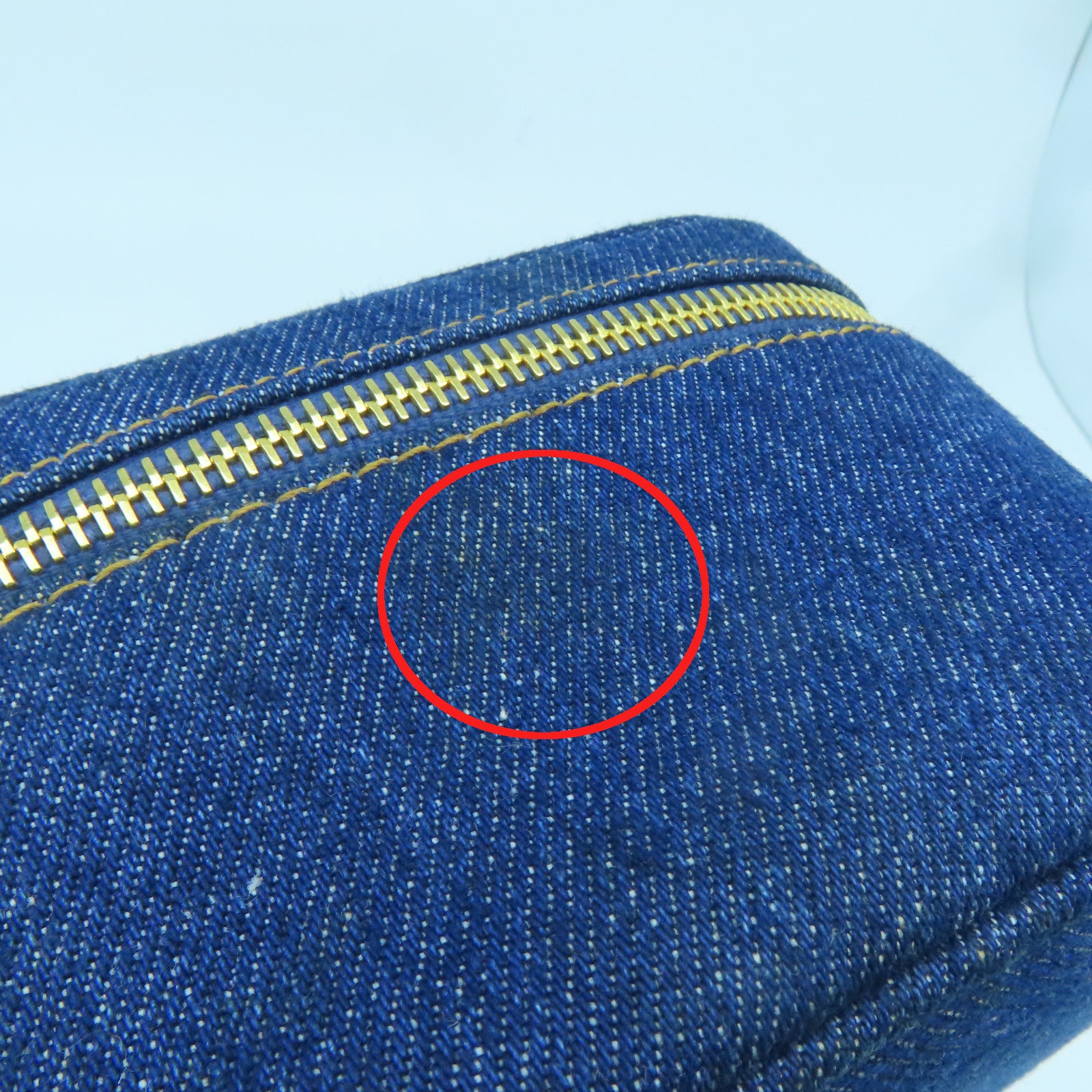 CHANEL 牛仔布Vintage Shoulder金扣手挽肩背两用袋蓝色