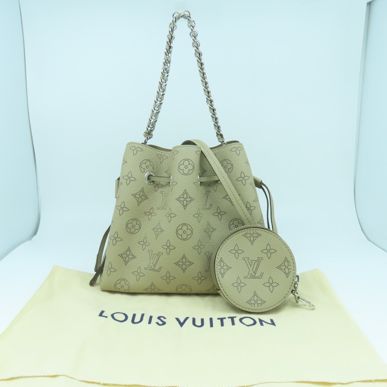 LOUIS VUITTON Monogram Mahina Bella銀扣手挽肩背兩用袋米色