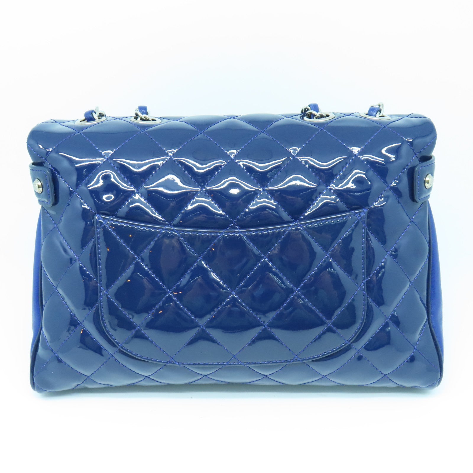 CHANEL 菱格漆皮皮革Chain Shoulder Bag銀扣鏈帶肩背袋藍色
