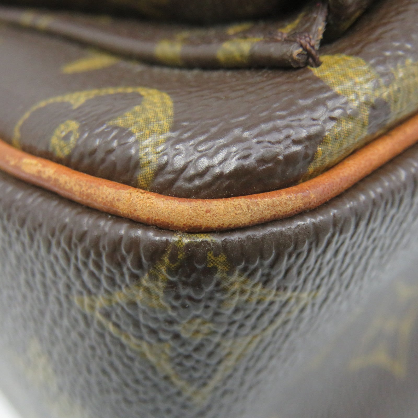 LOUIS VUITTON Monogram Multipli-Cite Shoulder Bag brown