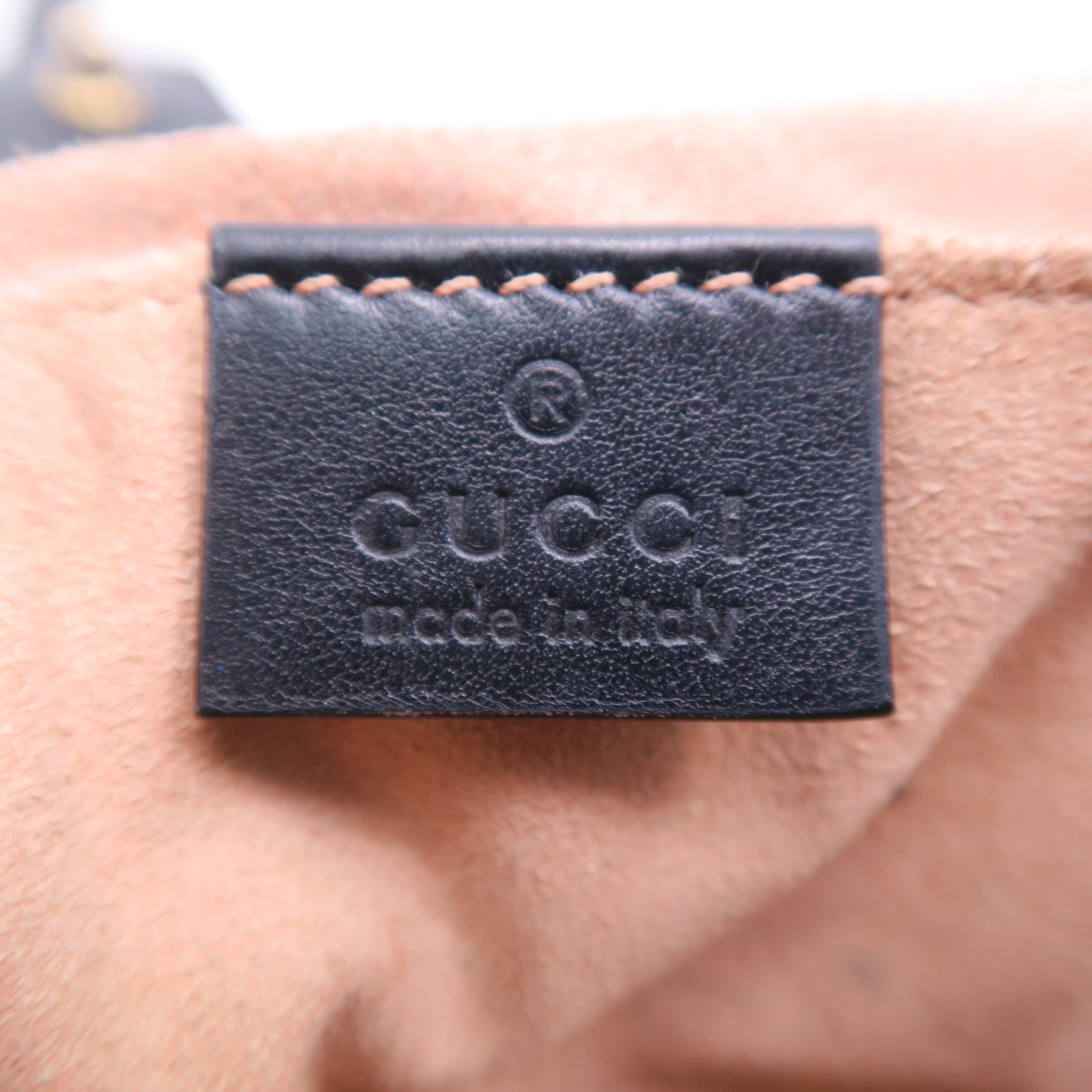 GUCCI 牛皮皮革GG Marmont Small金扣鏈帶肩背袋黑色