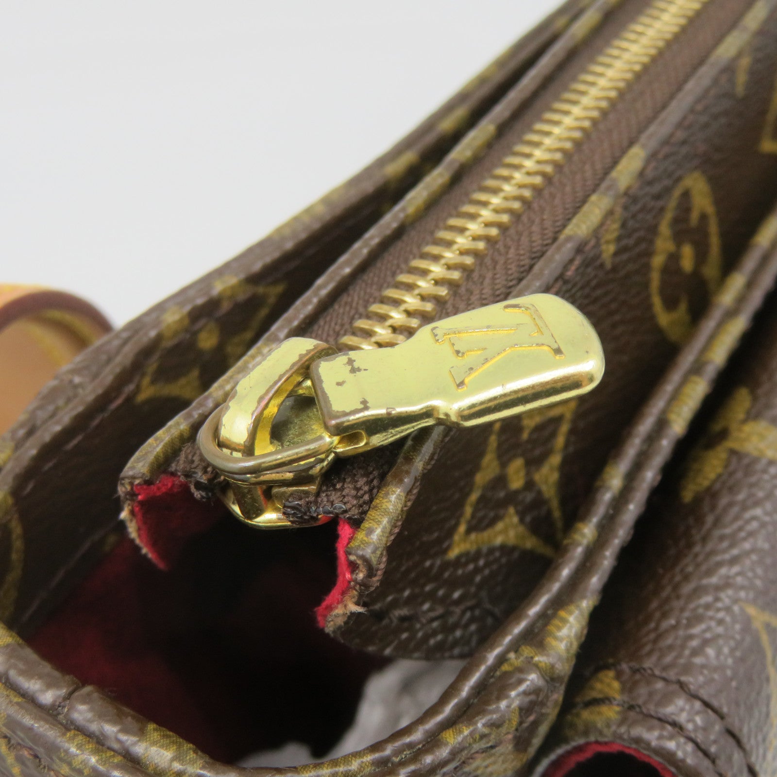 LOUIS VUITTON Monogram Multipli-Cite Shoulder Bag brown