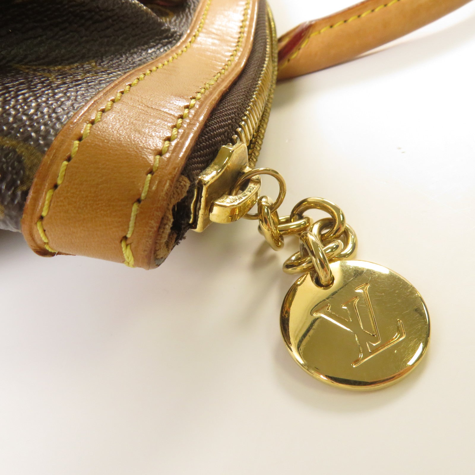 LOUIS VUITTON Monogram Tivoli PM金扣手挽袋啡色