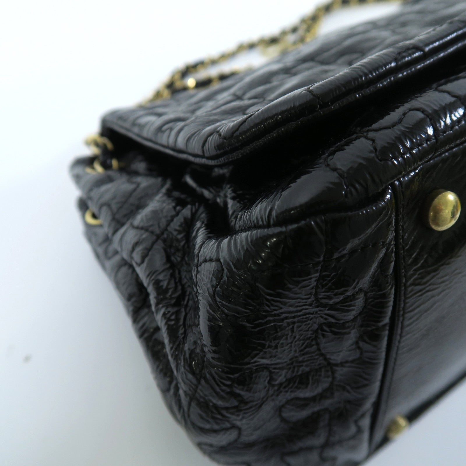CHANEL 漆皮皮革Chain Shoulder金扣鏈帶肩背袋黑色