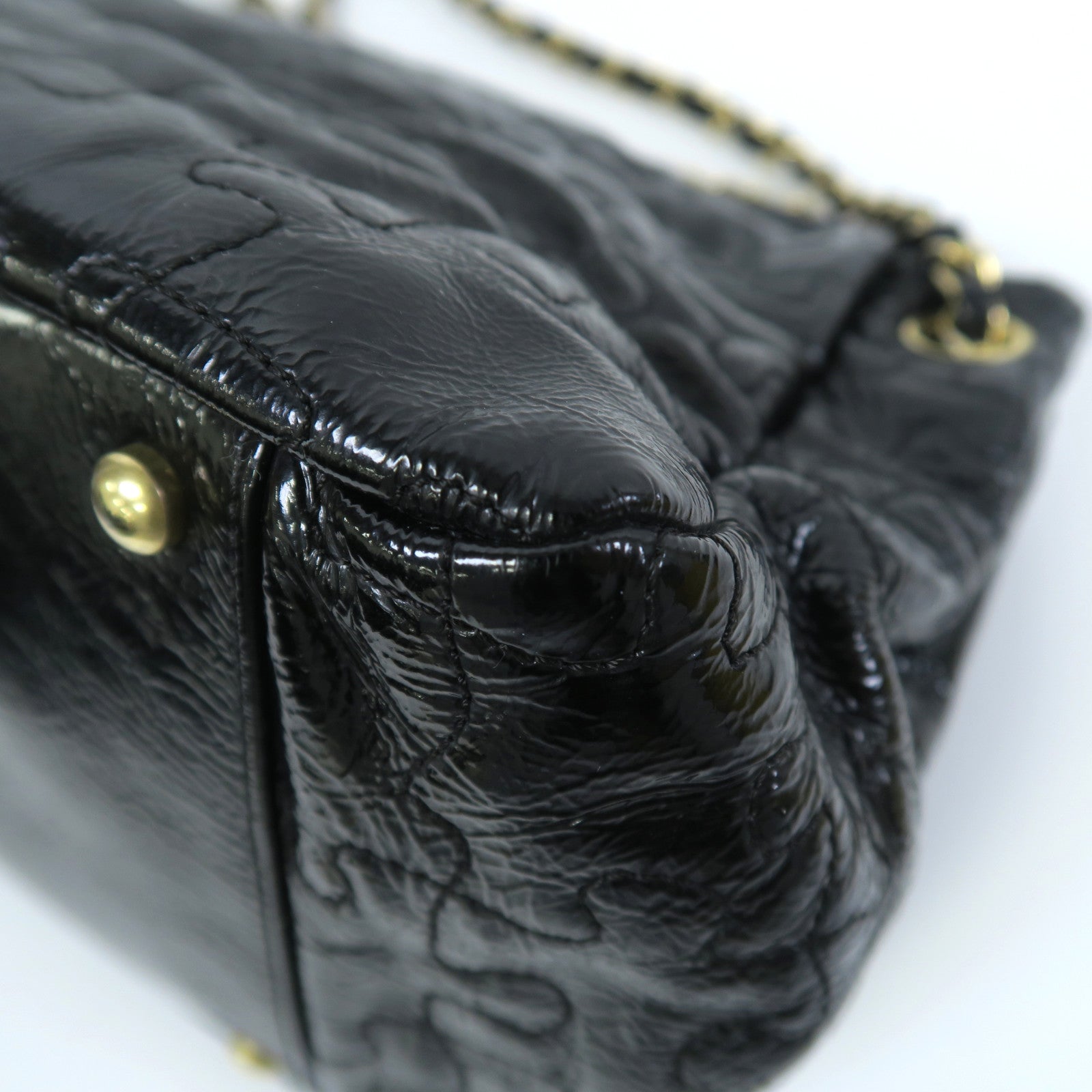 CHANEL 漆皮皮革Chain Shoulder金扣鏈帶肩背袋黑色